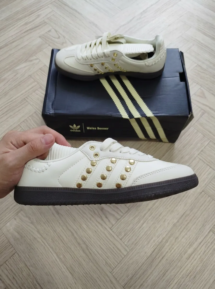 Adidas Malmo Renner blanc or 9