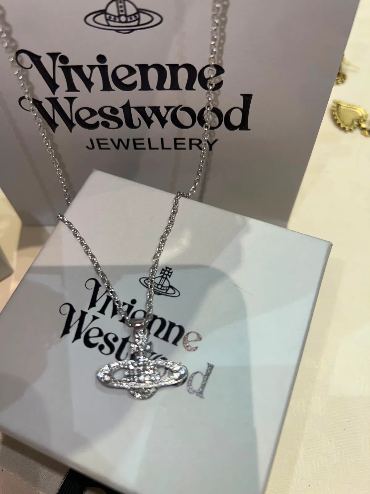 Vivienne Westwood collier pendentif argent