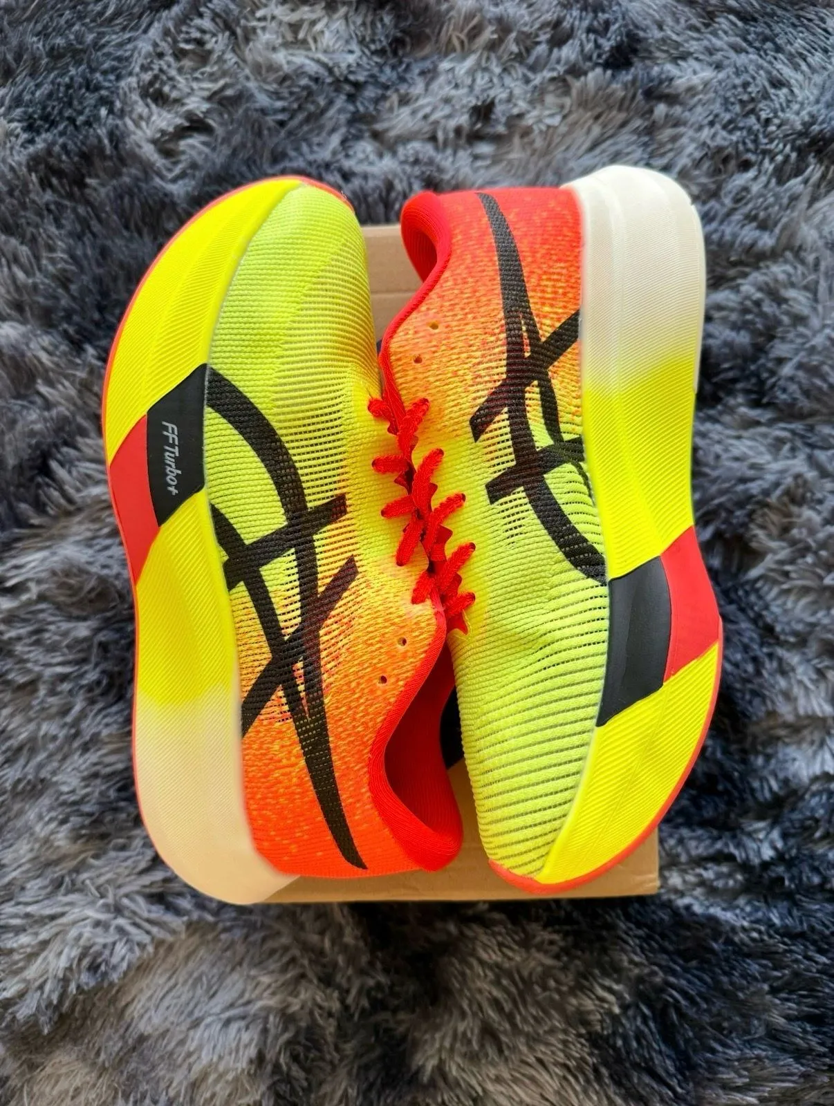 Asics Zapatilla Blanca Roja Amarilla 5