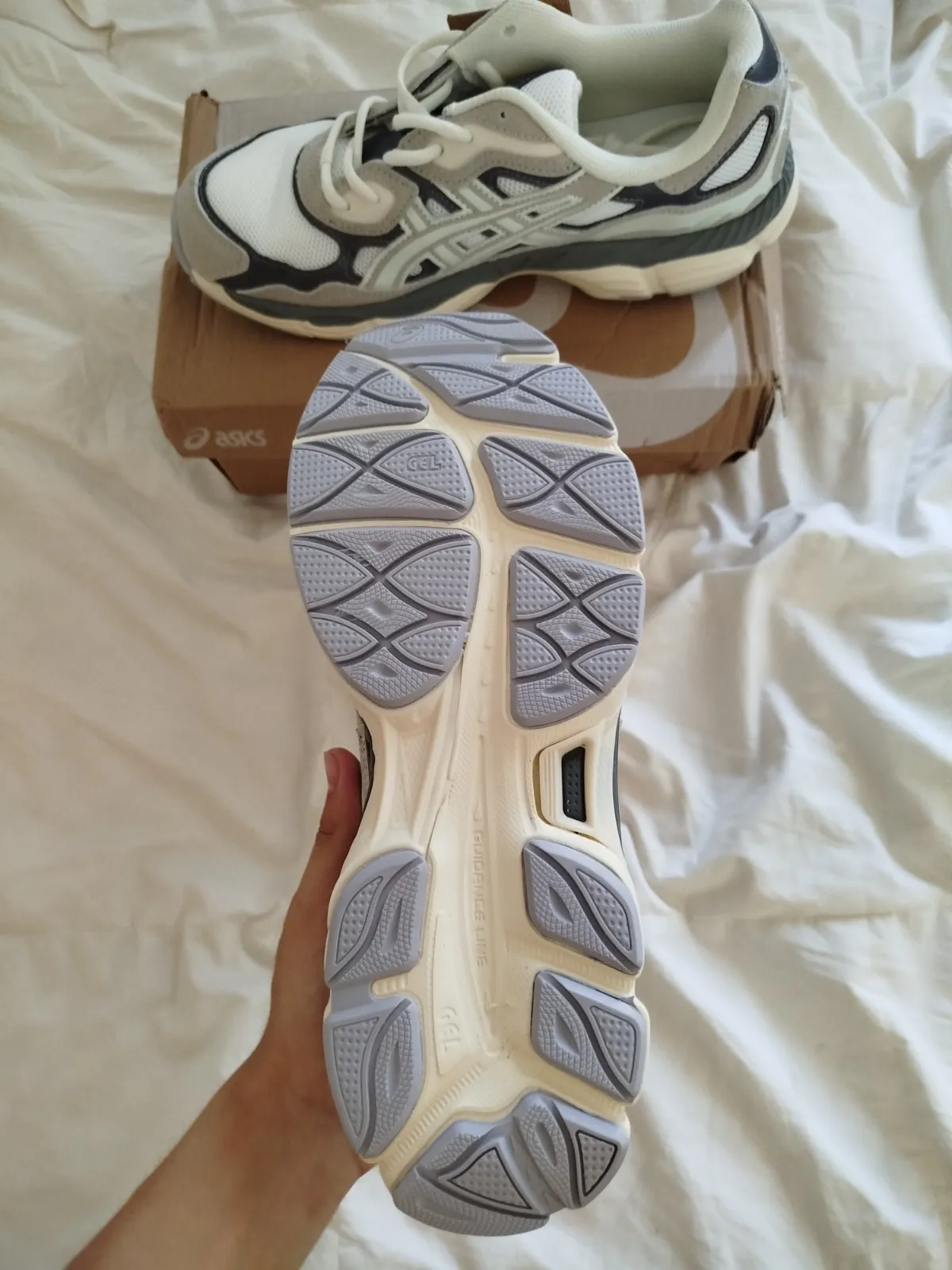 Chaussures blanche taille 44 2