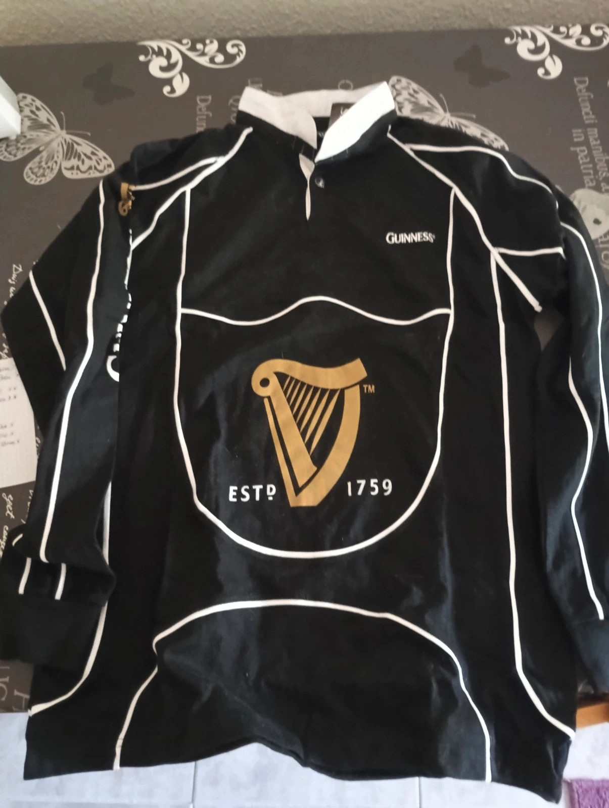 Polo rugby nuevo Guinness. Talla L.