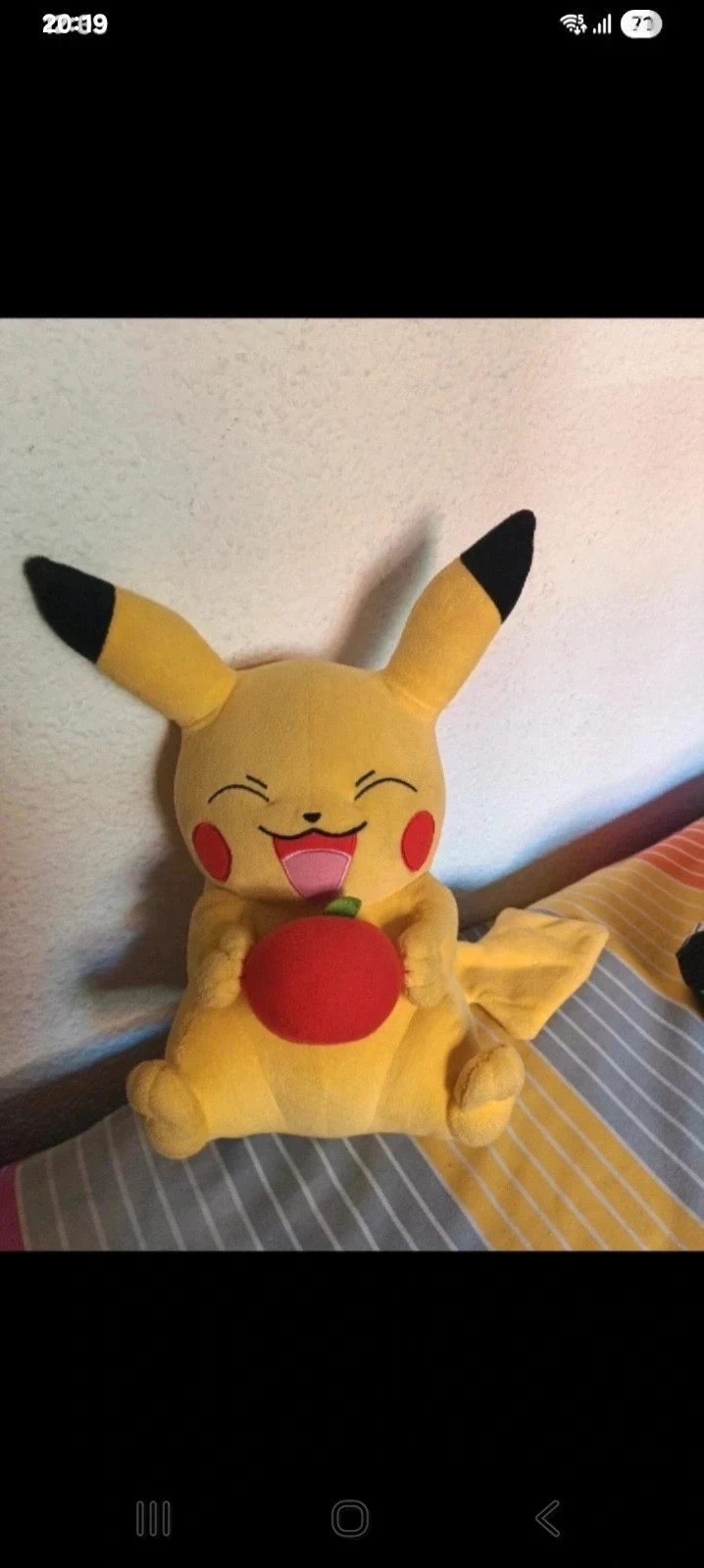 Peluche Pikachu original Tomy