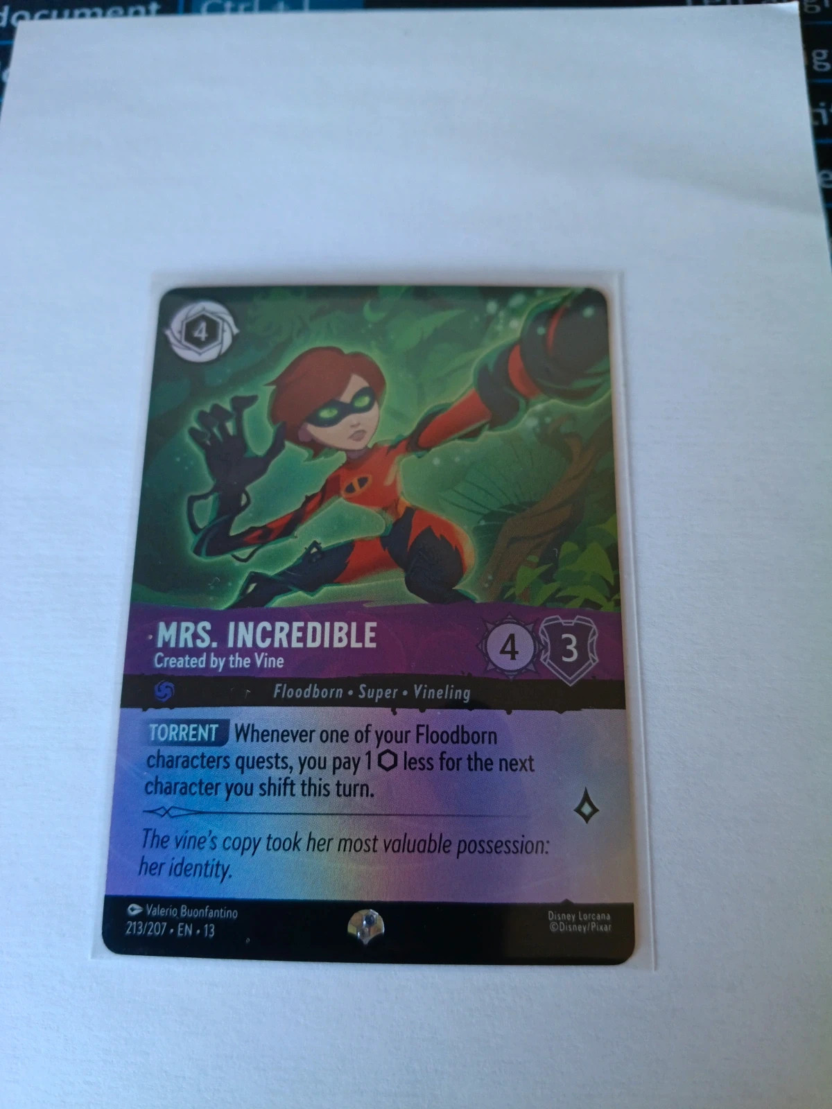 Carte Épique en anglais incredible Lorcana