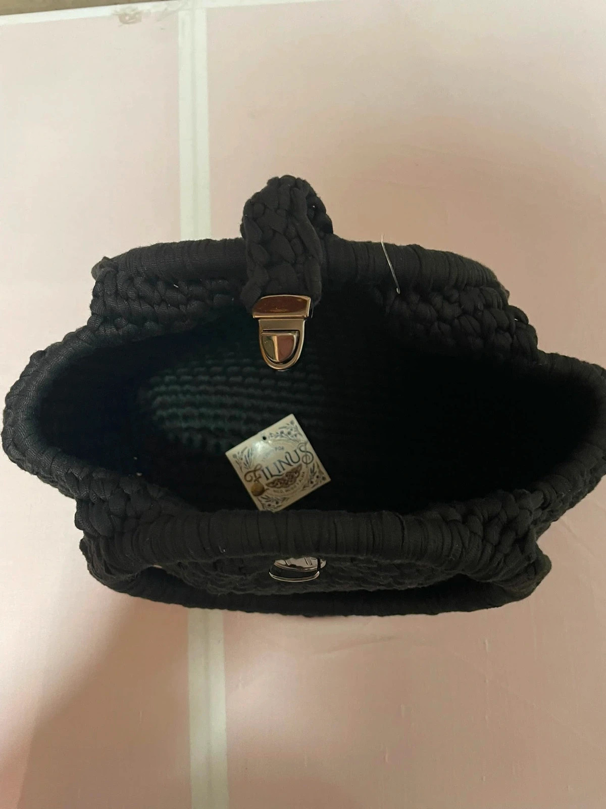 Filinus luna/Bolso artesanal de trapillo negro/Hecho a mano. – Filinus 5