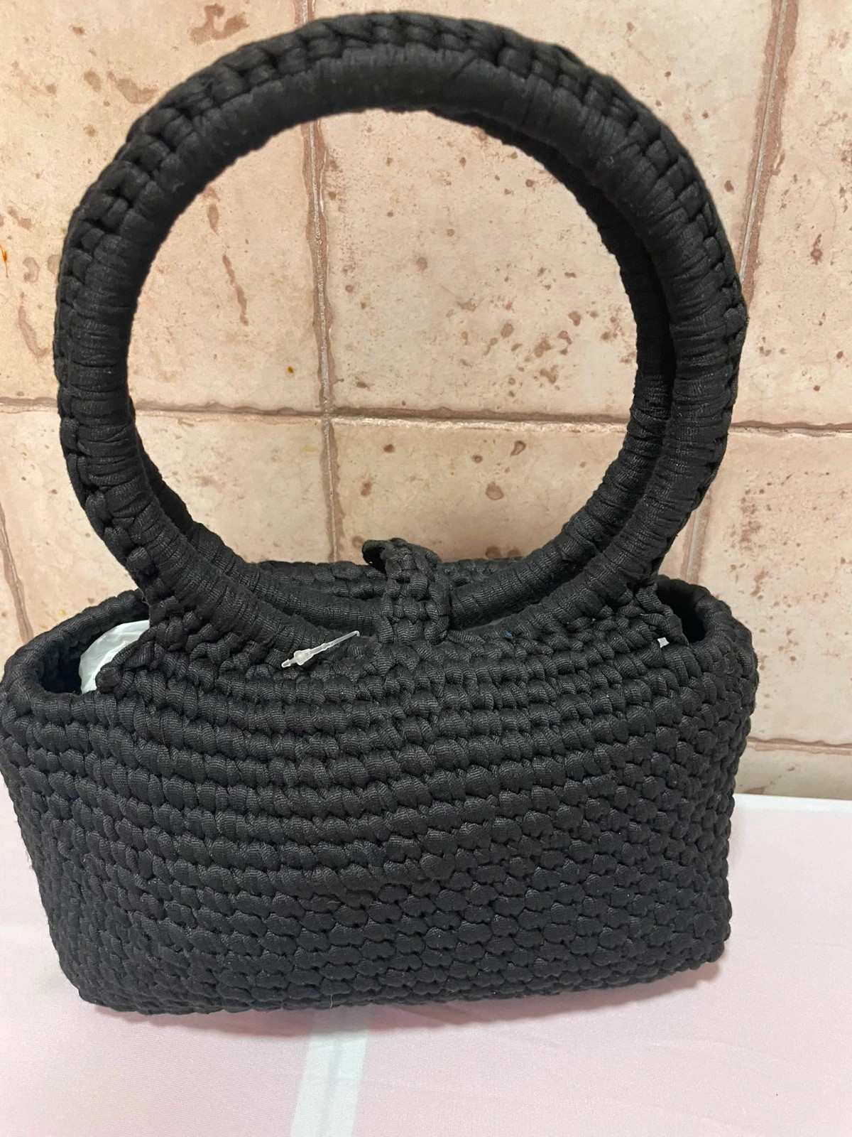Filinus luna/Bolso artesanal de trapillo negro/Hecho a mano. – Filinus 3