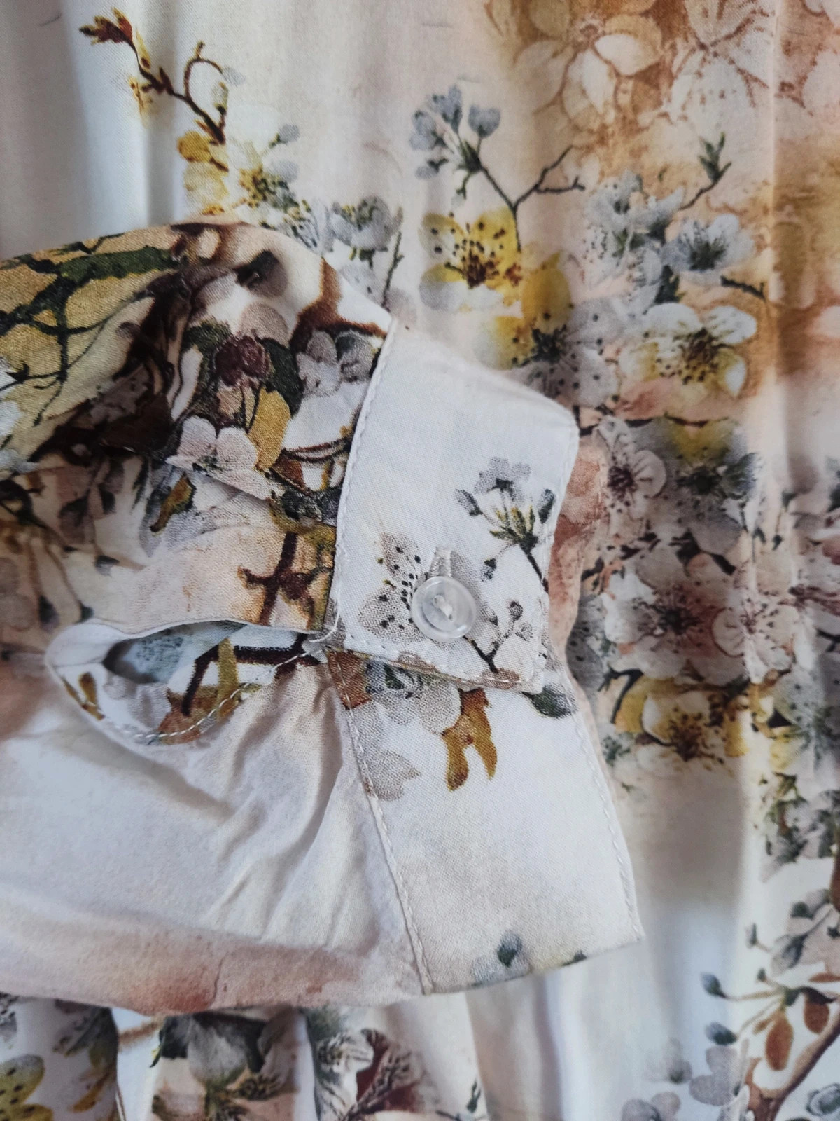 🎁Blusa estampado floral y fondo blanco – Boteli – taille XXL / 44 / 16 3