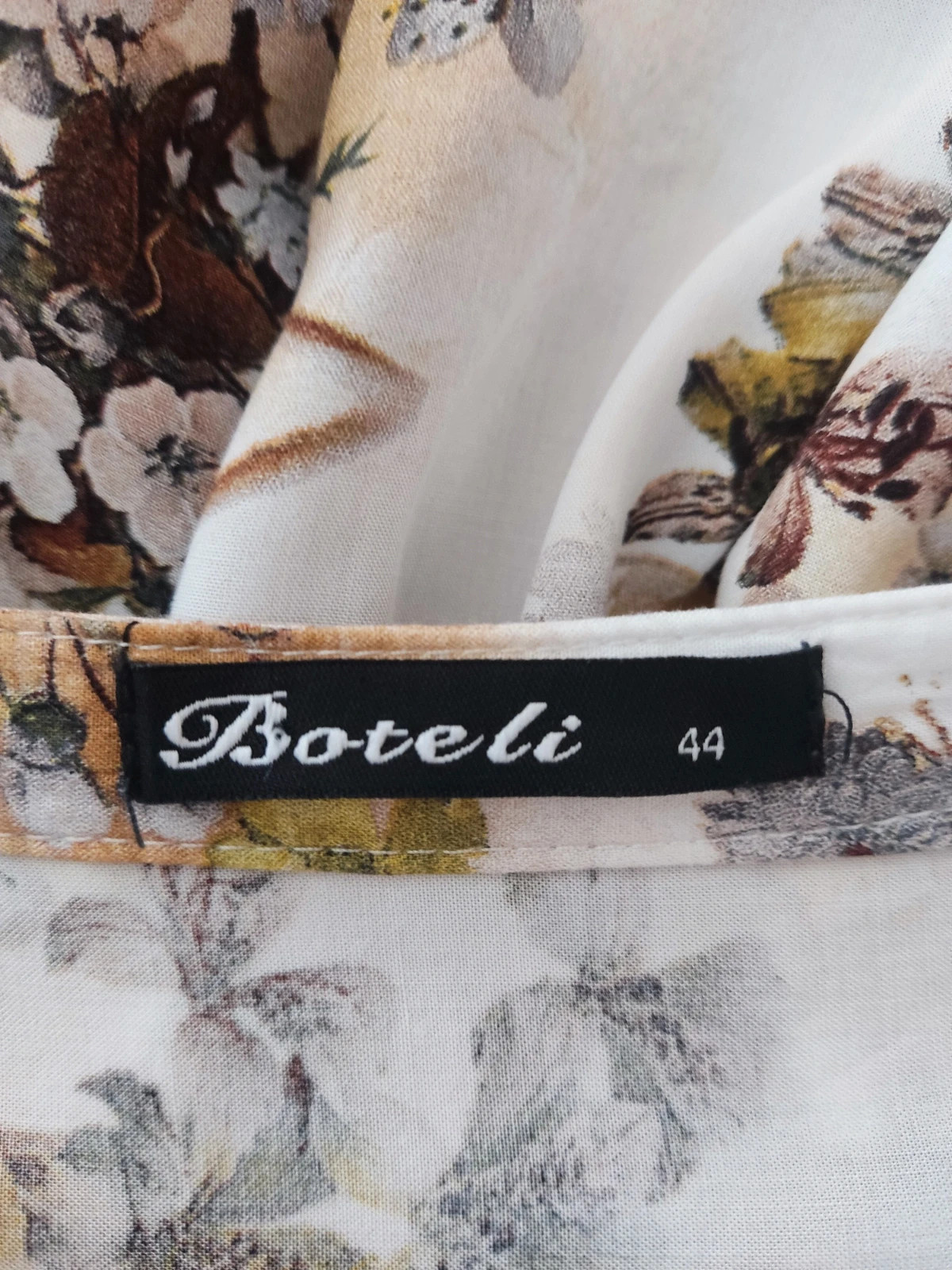 🎁Blusa estampado floral y fondo blanco – Boteli – taille XXL / 44 / 16 5