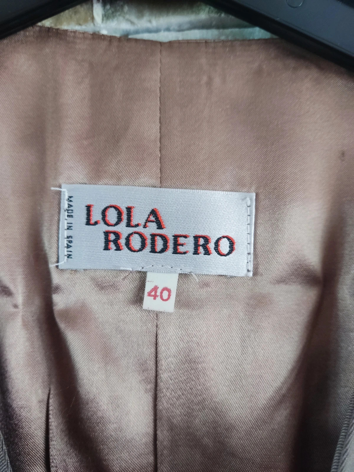 🎁 Chaleco de vestir marrón claro y espalda de raso dorado – lola rodero – taille L / 40 / 12 5