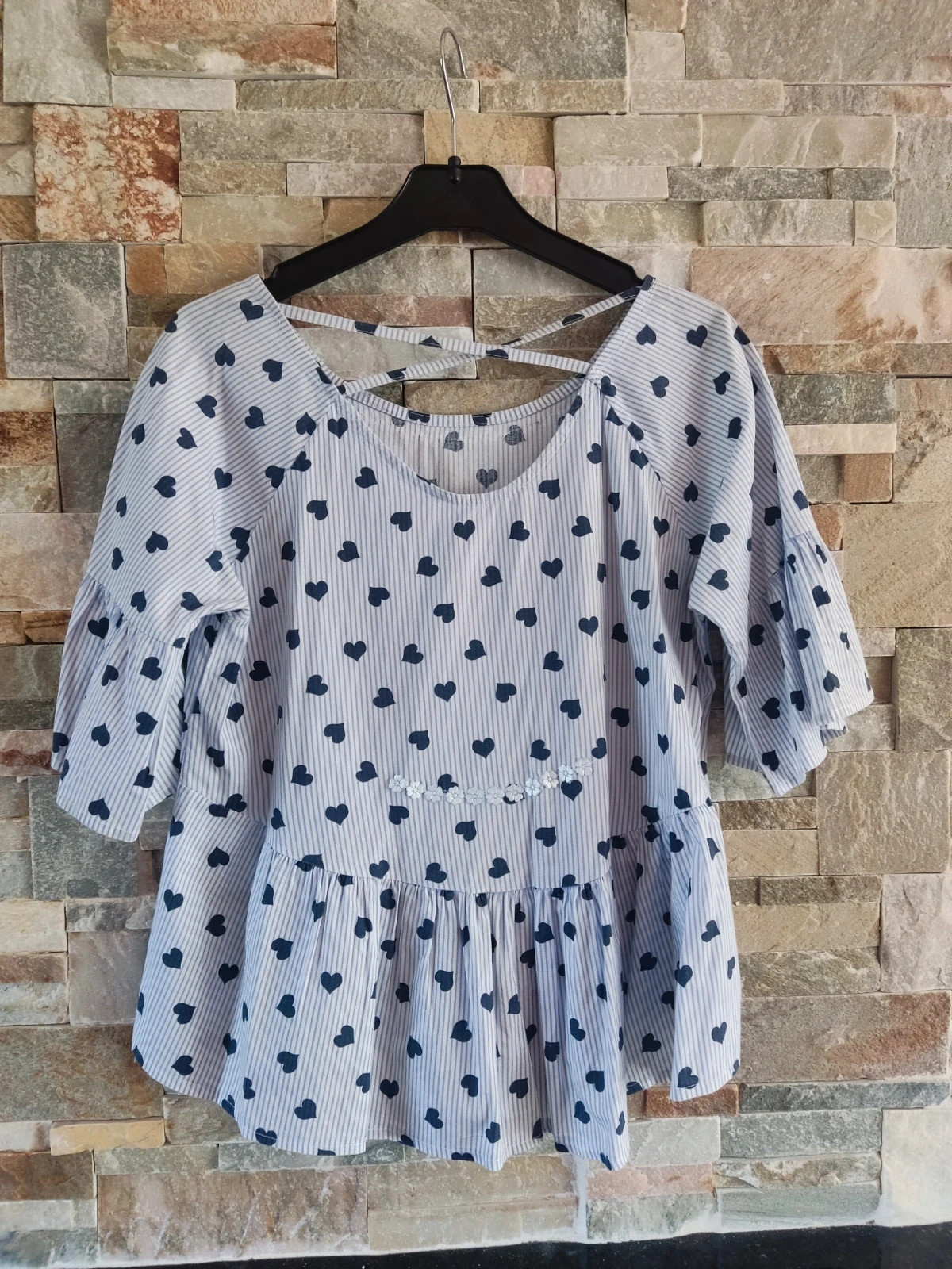 🎁Blusa péplum con rayitas y corazones azul marino sobre blanco – taille M / 38 / 10 5
