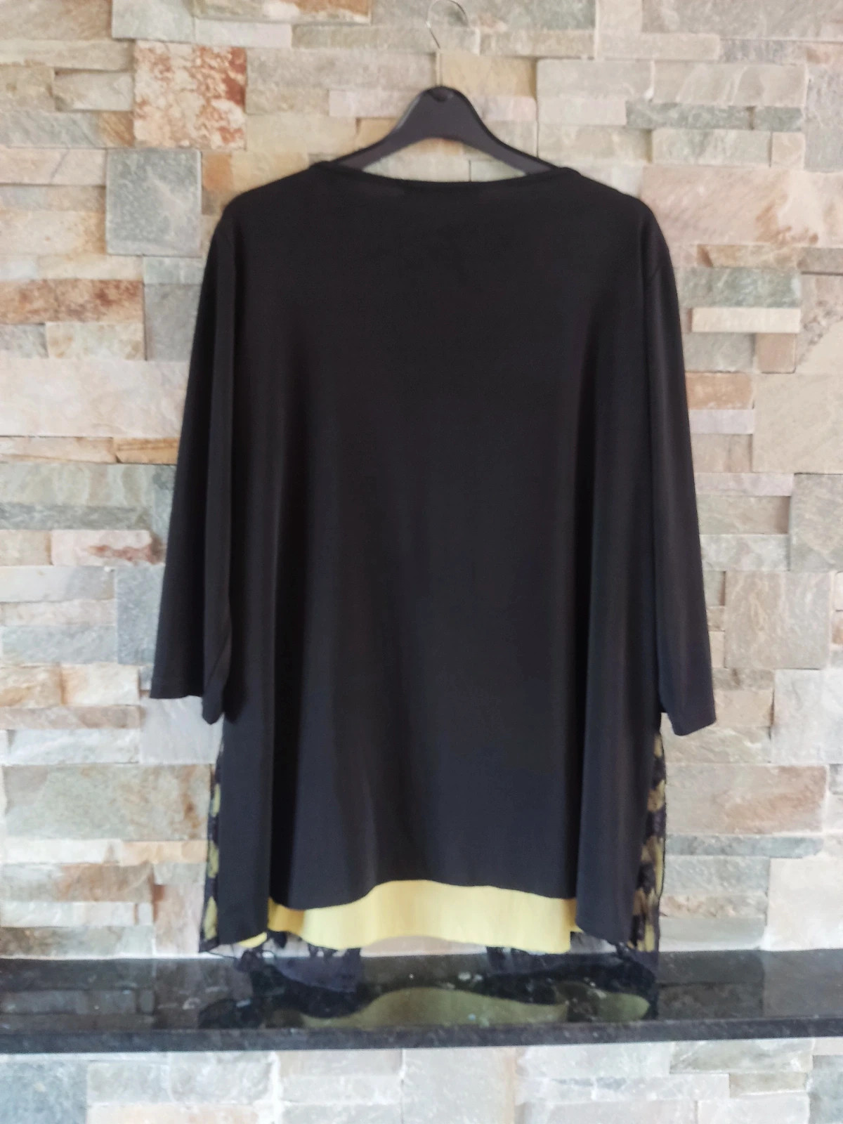 🎁Blusa negra y amarilla tipo twin set unido – Antonella raxxoli – taille XXXL / 46 / 18 5