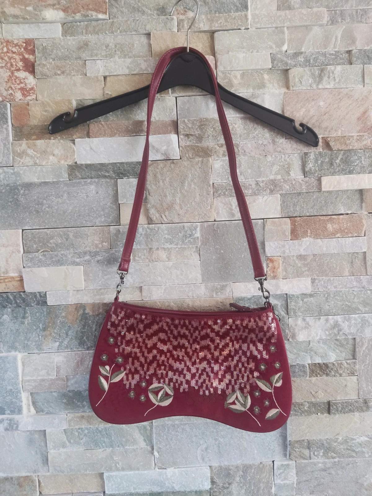 🎁Bolso super original de antelina granate con bordados y lentejuelas