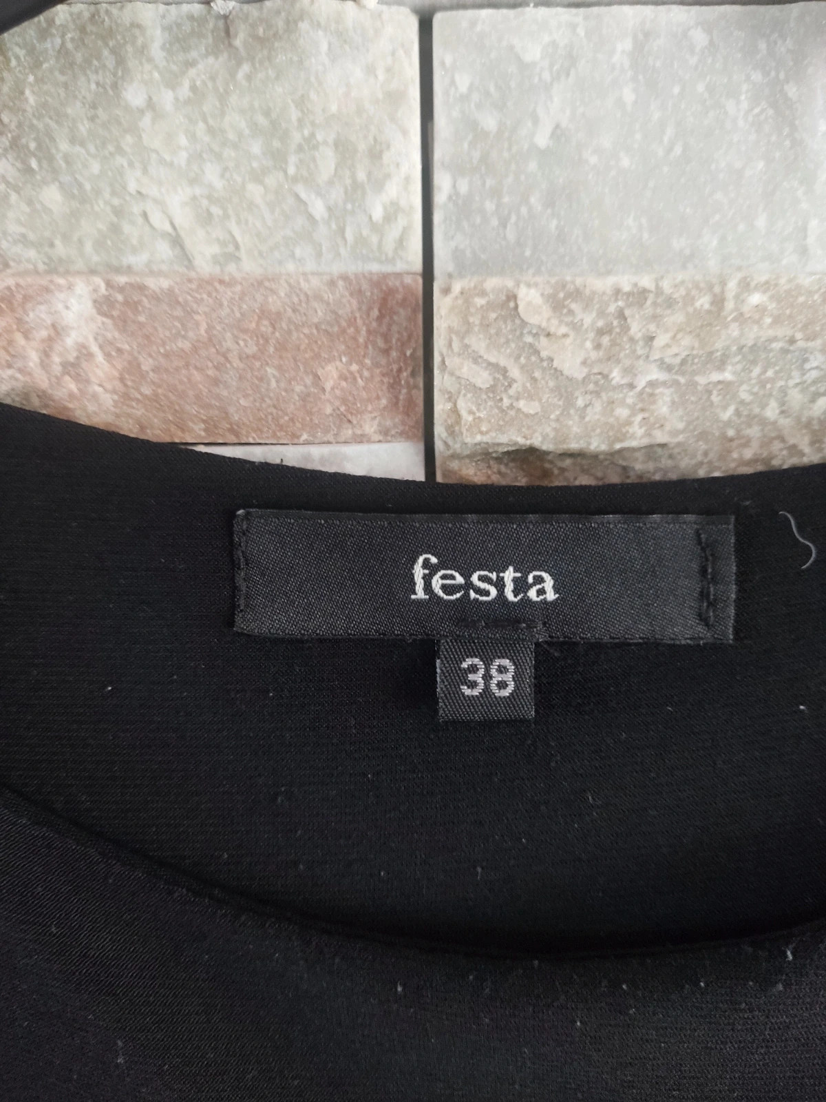 🎁 Vestido negro con la parte delantera en lurex tonos morados y dorados – Festa – taille M / 38 / 10 5