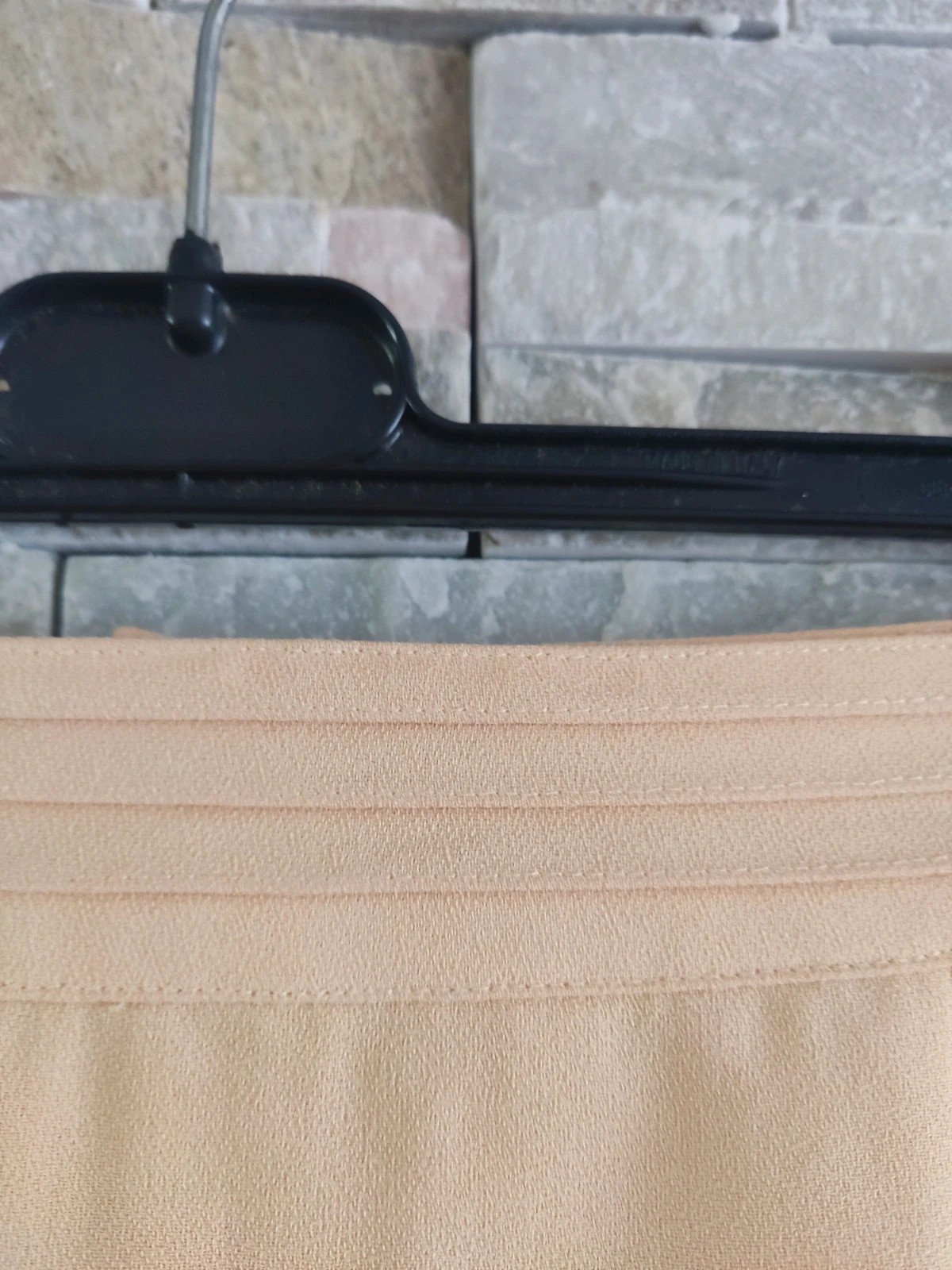 🎁Falda entallada amarillo suave con pliegues en cintura – El Corte Inglés – taille M / 38 / 10 2