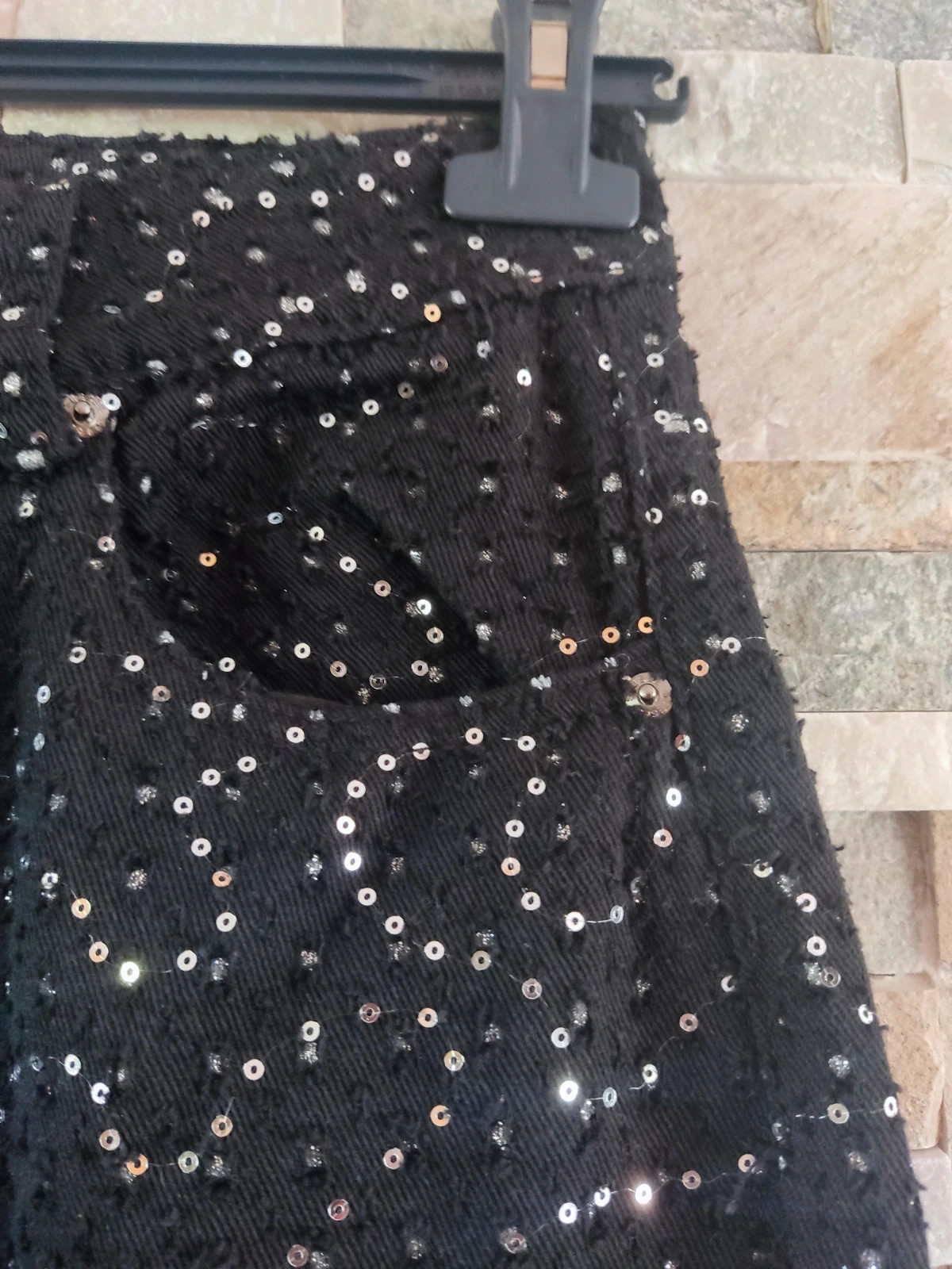 🎁 Elegante pantalón negro con lentejuelas plateadas, de See See Paris – See See – taille M / 38 / 10 2