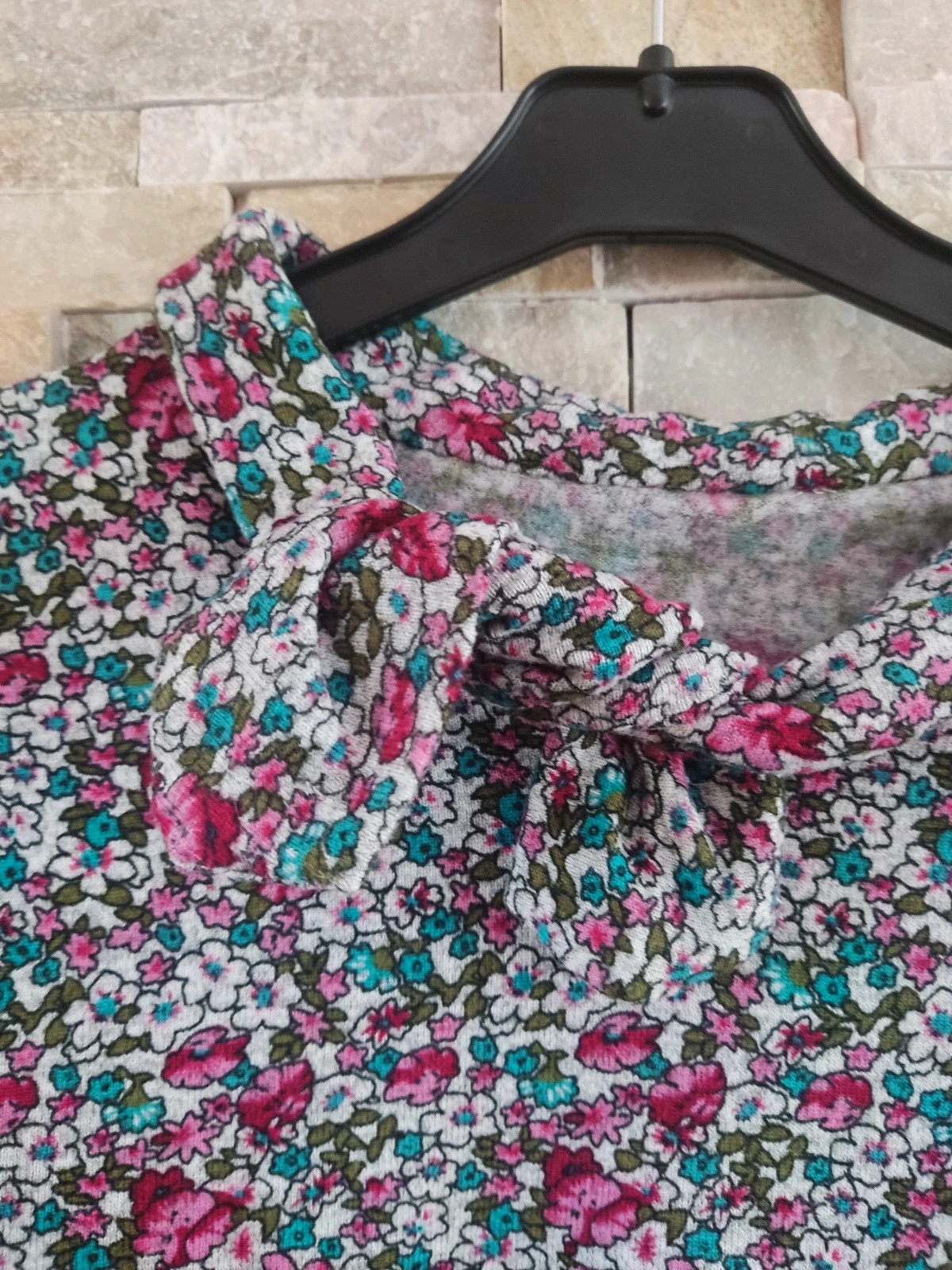 🎁 Jersey de algodón estampado floral con original cuello lazo – taille M / 38 / 10 4
