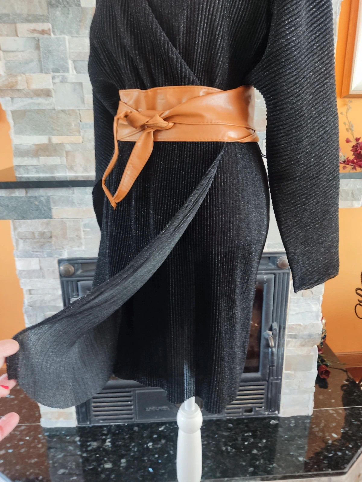 🎁 Vestido plisado negro con brillos – H&M – taille 9XL / 58 / 30 5