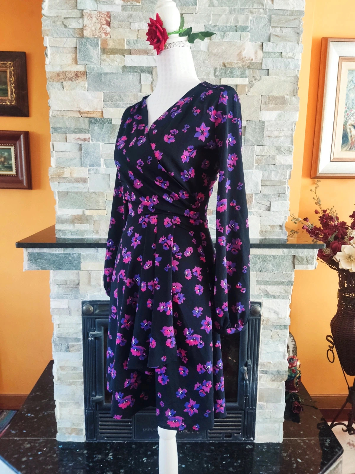 🎁 Vestido ligero negro con estampado floral y tonos fucsia y morado, de Morgan – Morgan – taille M / 38 / 10 2