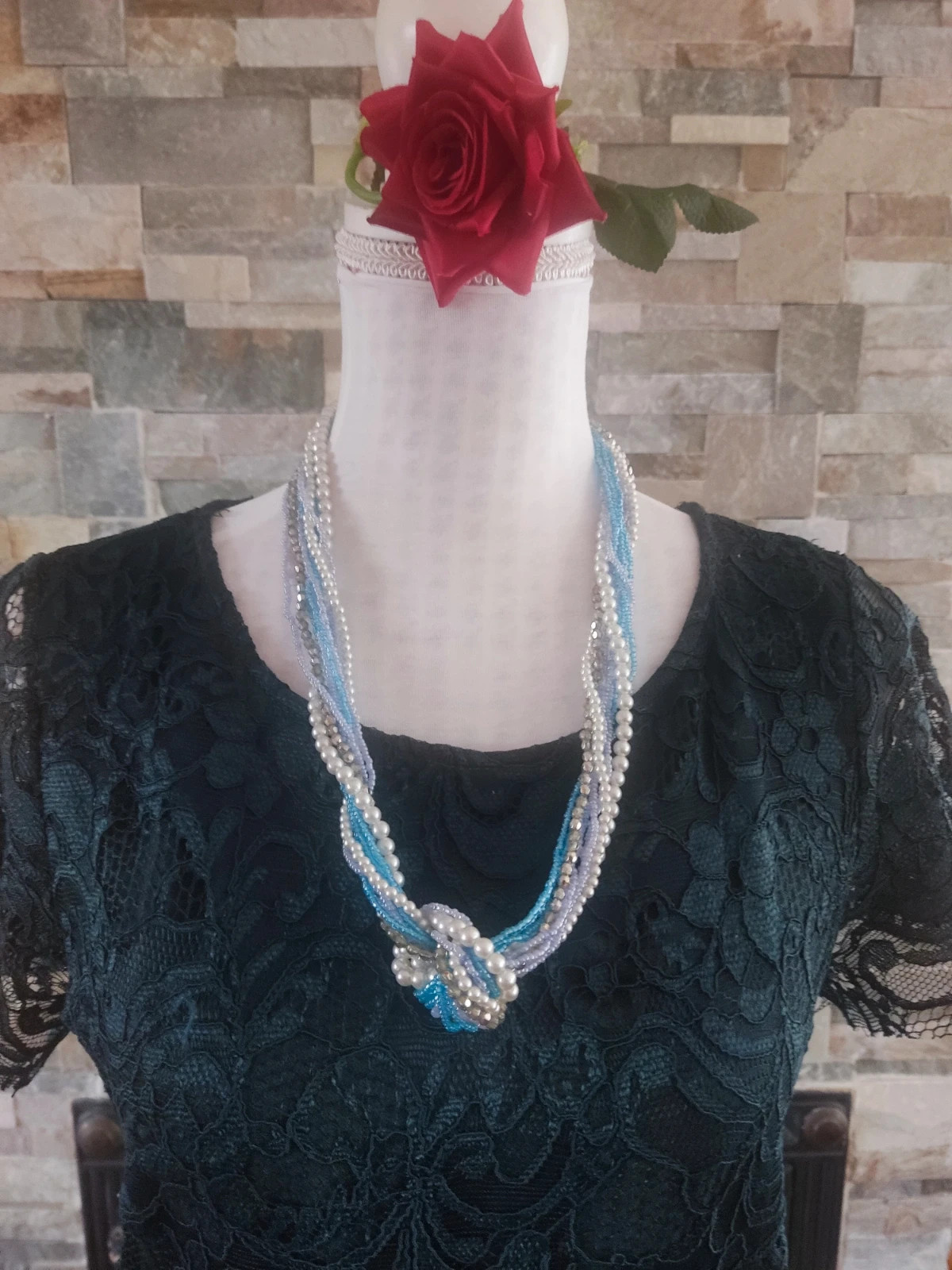 🔥 Collar con varias vueltas de perlas y abalorios plateados,azul y lila 3