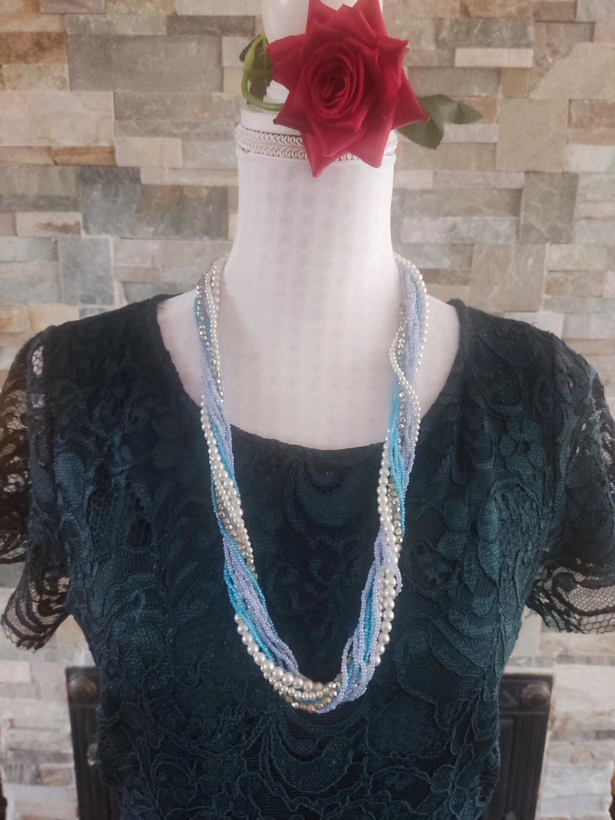 🔥 Collar con varias vueltas de perlas y abalorios plateados,azul y lila 4