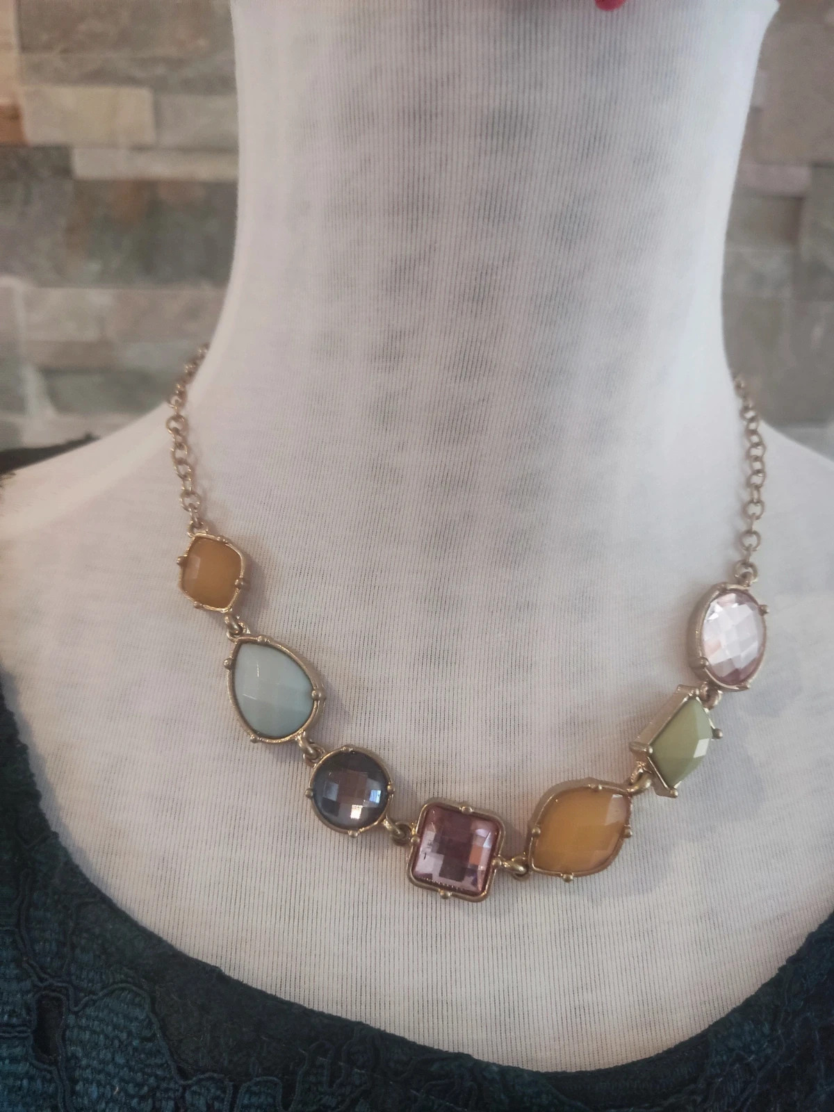 🔥Bonito conjunto de gargantilla, pulsera y pendientes dorados – Bijou Brigitte 3