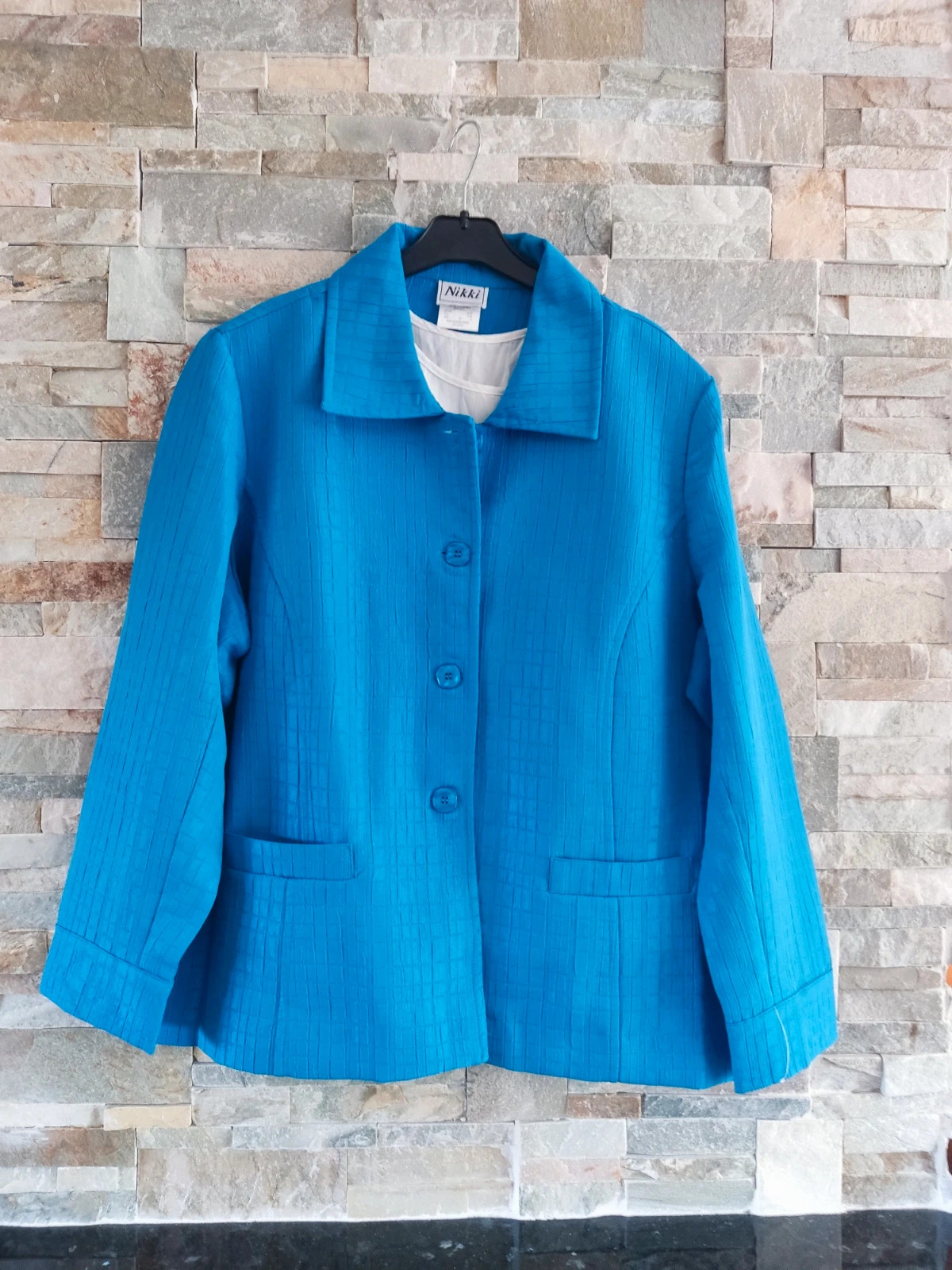 🔥 Blazer con relieves y brillos color azul – Nikki – taille 6XL / 52 / 24 2