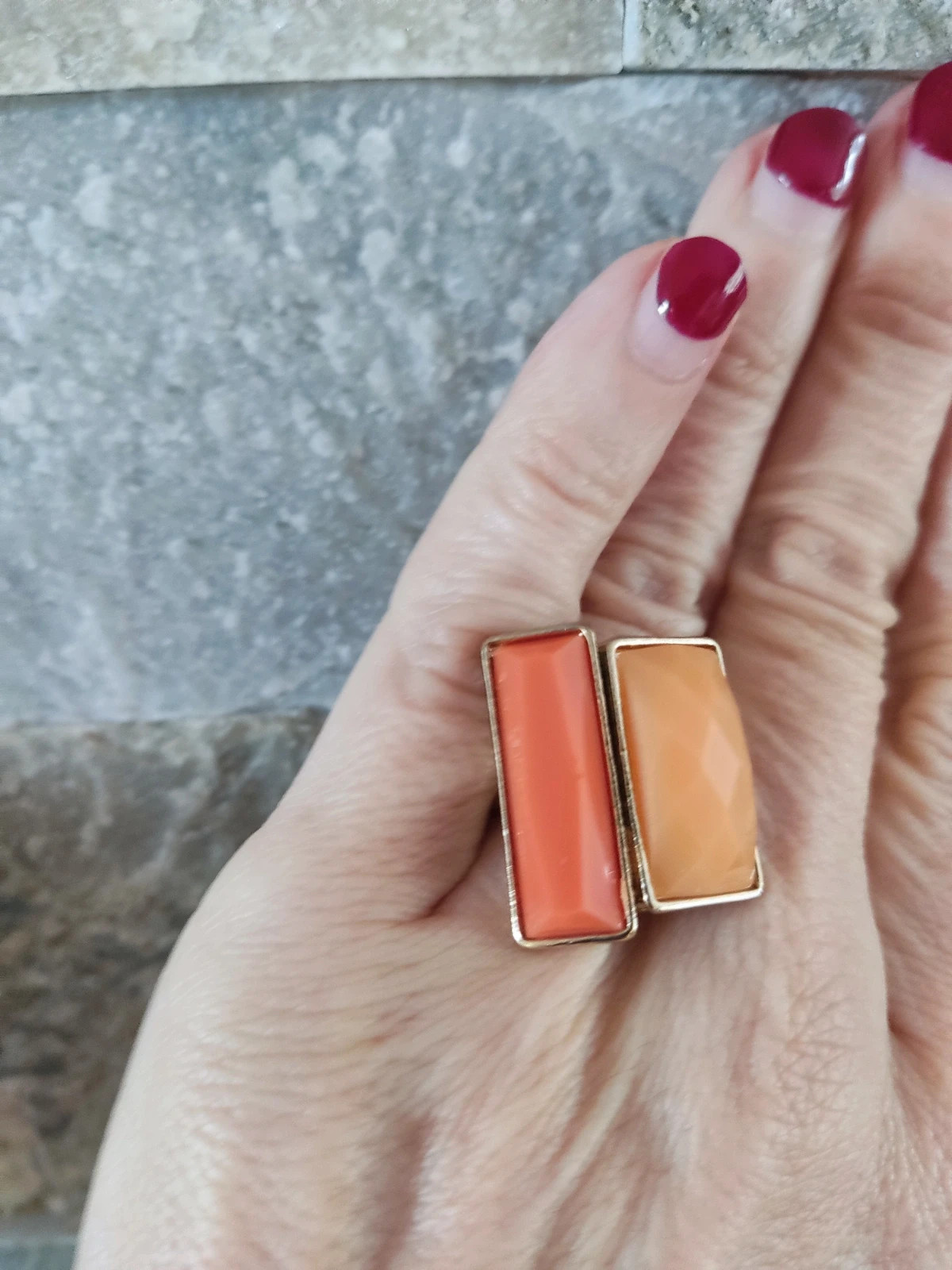 🔥 Bonito Anillo dorado con dos piezas rectangulares tonos naranjas – taille 19,8 mm 2