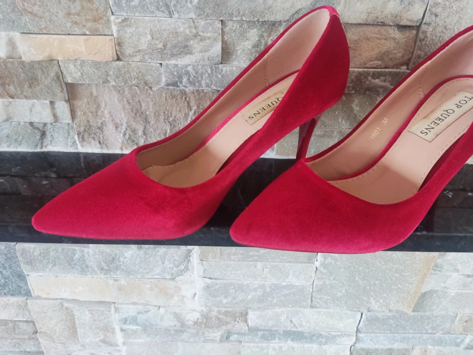 🔥Bonitos zapatos de tacón de terciopelo rojo – Top Queens – taille 38 3