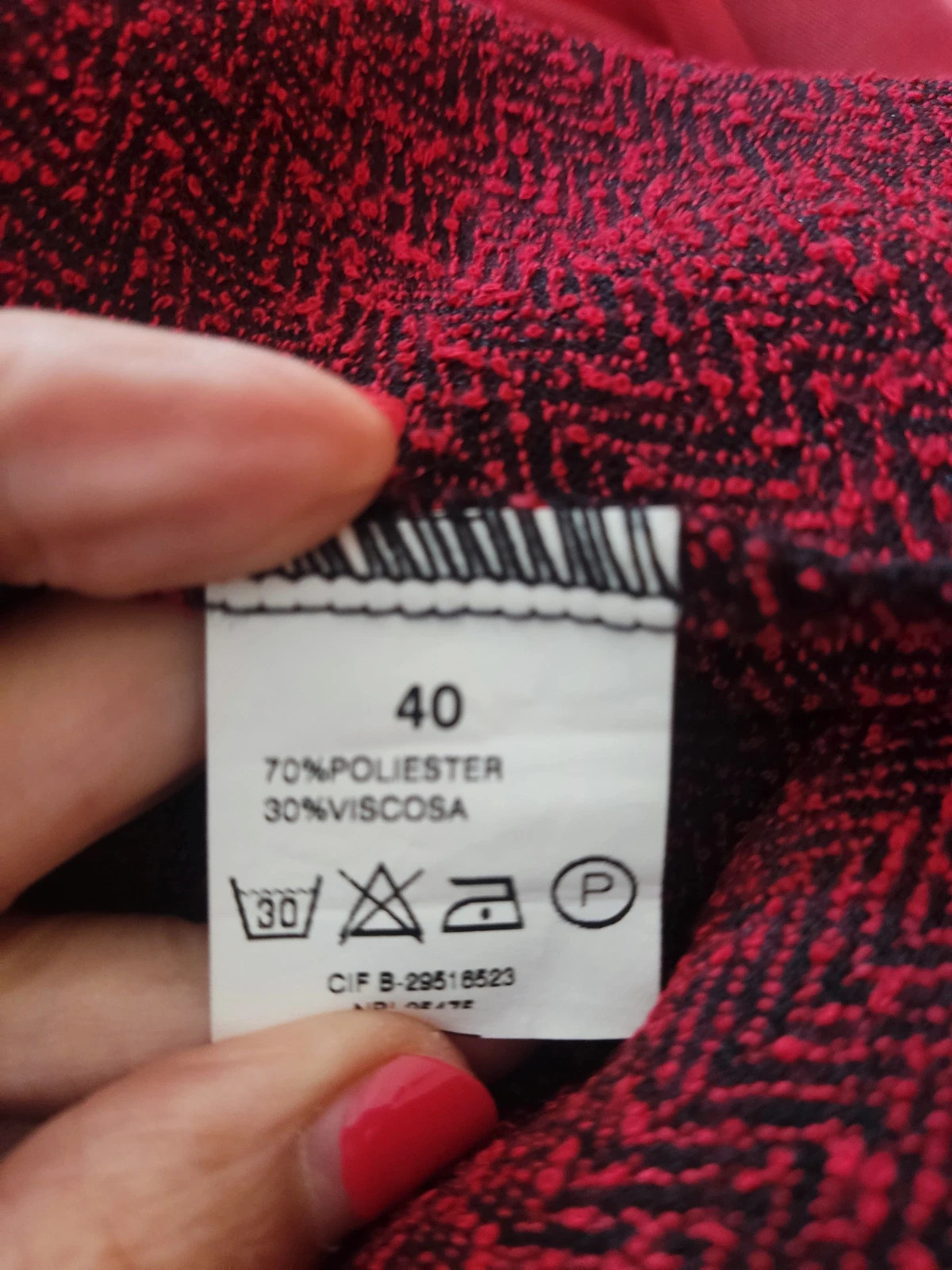 🔥Falda roja con jaspeado negro – Ciopre – taille L / 40 / 12 5