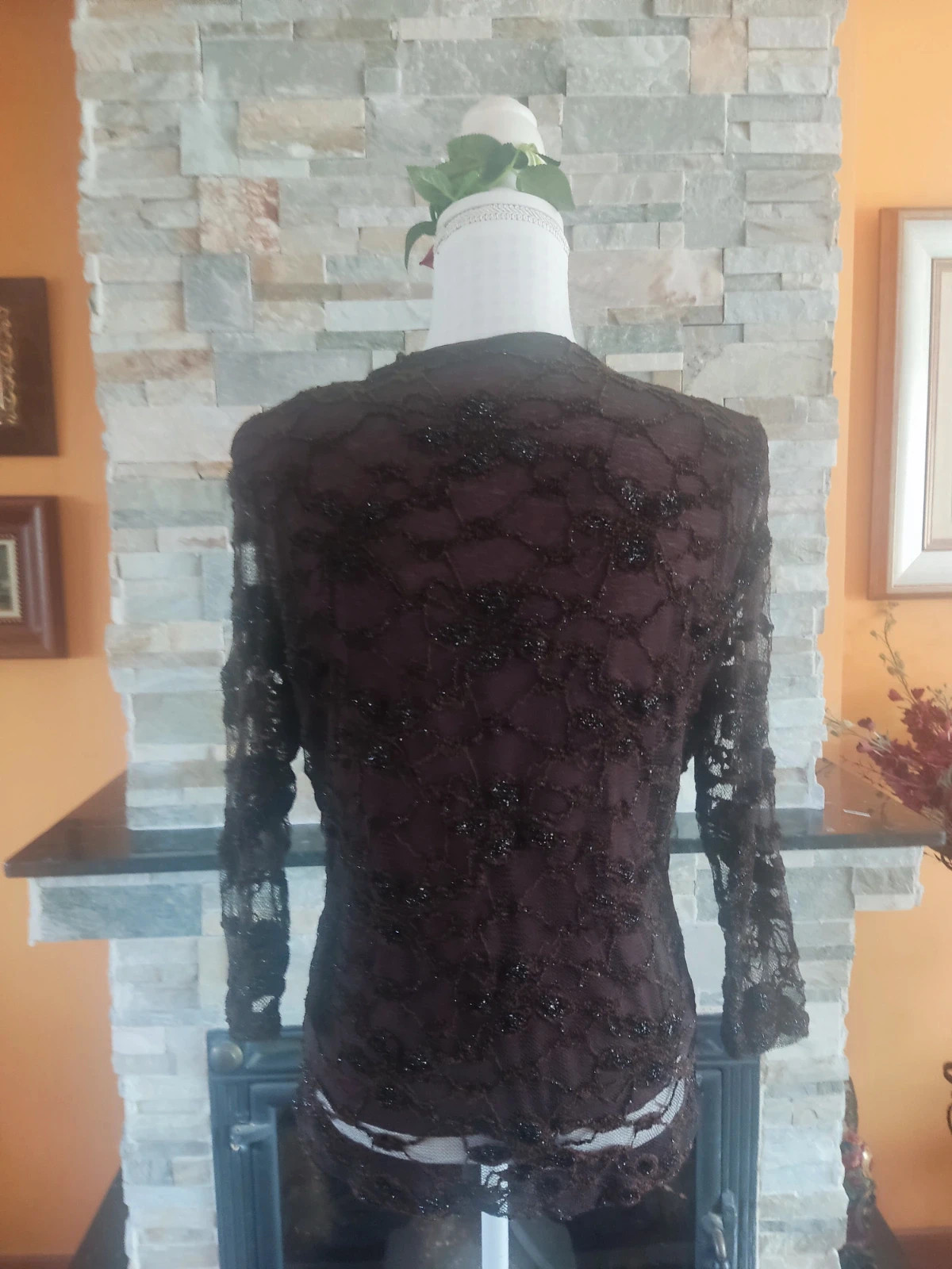 🔥Blusa de blonda marrón con bordados con brillos – taille L / 40 / 12 5