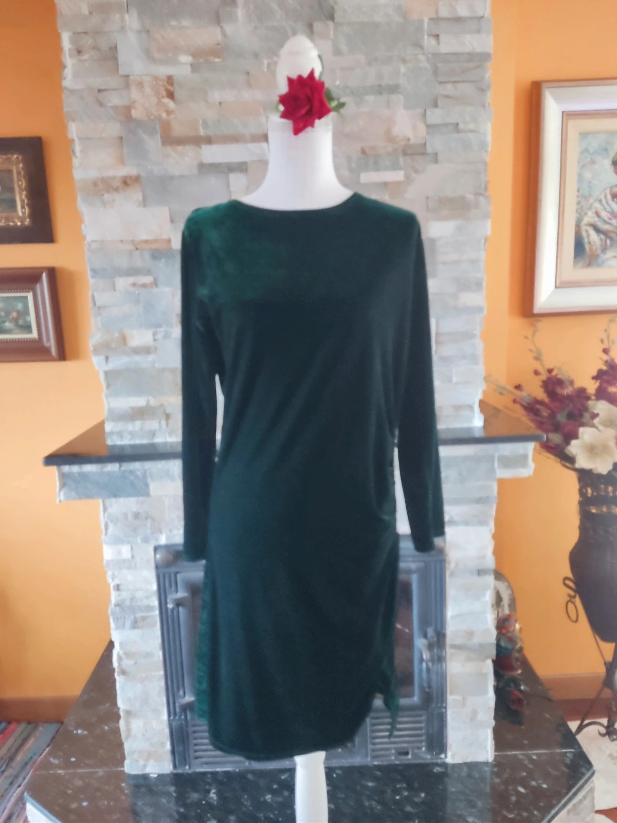 🔥 Vestido de terciopelo verde con detalle de cadena dorada y drapeado en lateral – taille XL / 42 / 14 2
