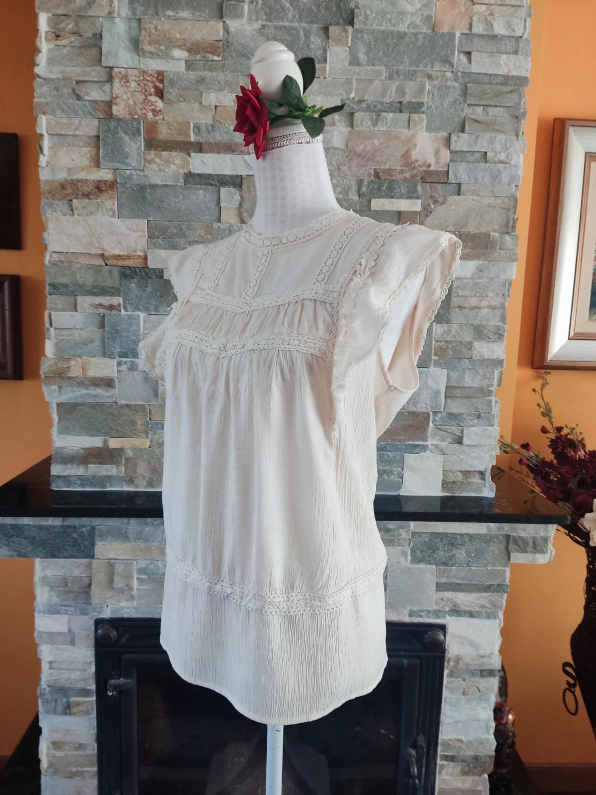 🔥Blusa tono crema con diferentes aplicaciones de crochet – taille XXL / 44 / 16 2