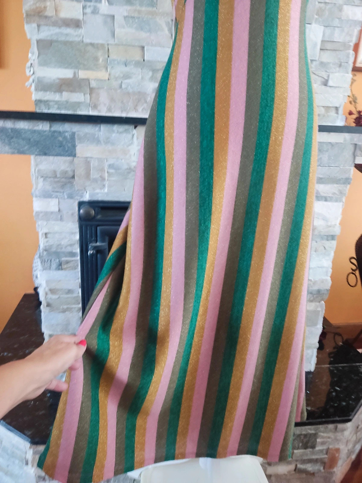 🔥 Precioso vestido de tirantes anchos con rayas multicolor con brillos – Sfera Collection – taille M / 38 / 10 4