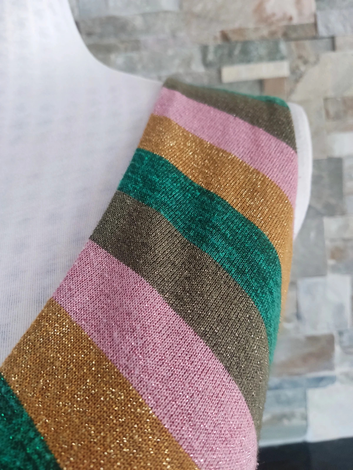 🔥 Precioso vestido de tirantes anchos con rayas multicolor con brillos – Sfera Collection – taille M / 38 / 10 3