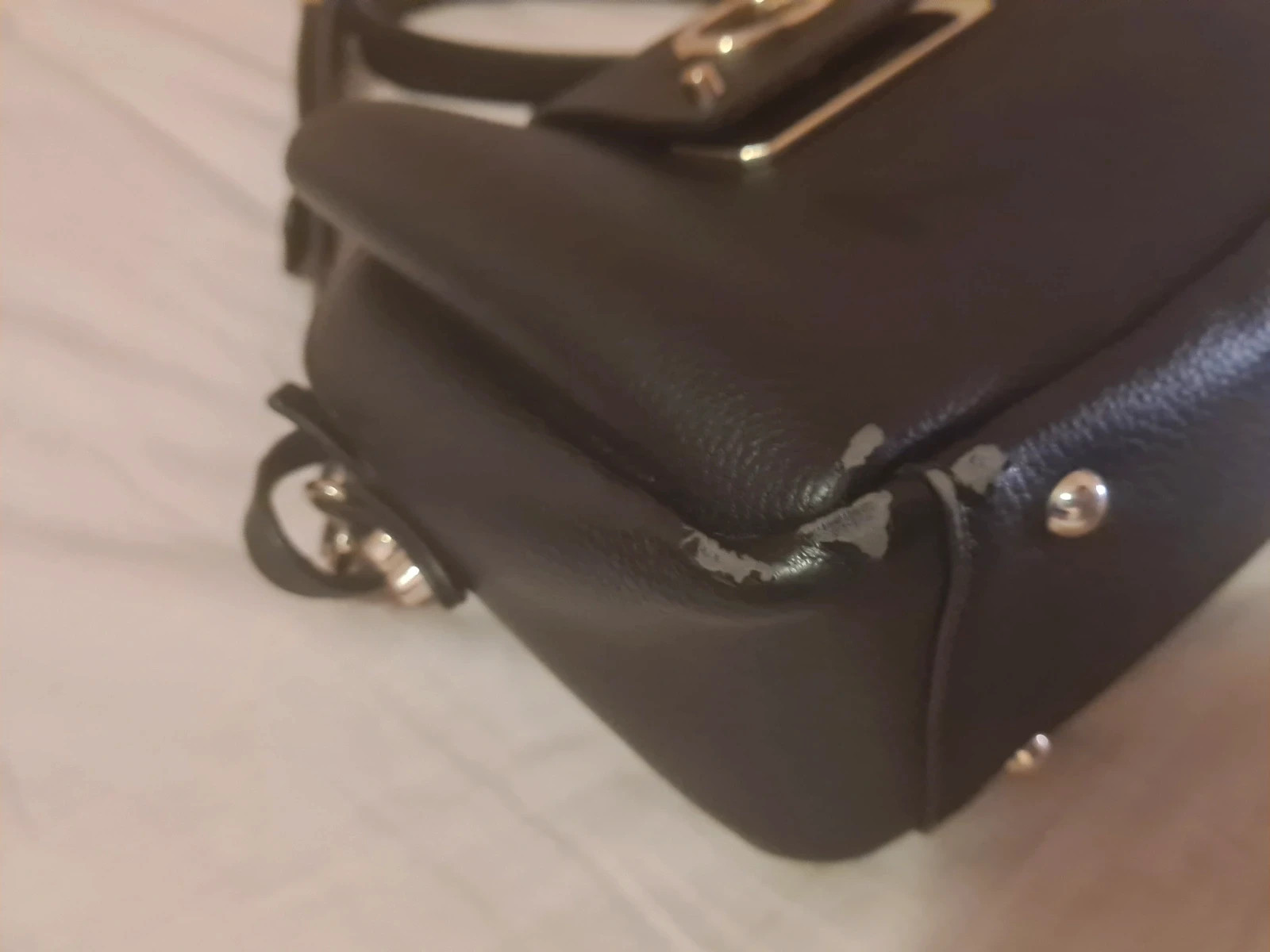 Sac guess – GUESS 2