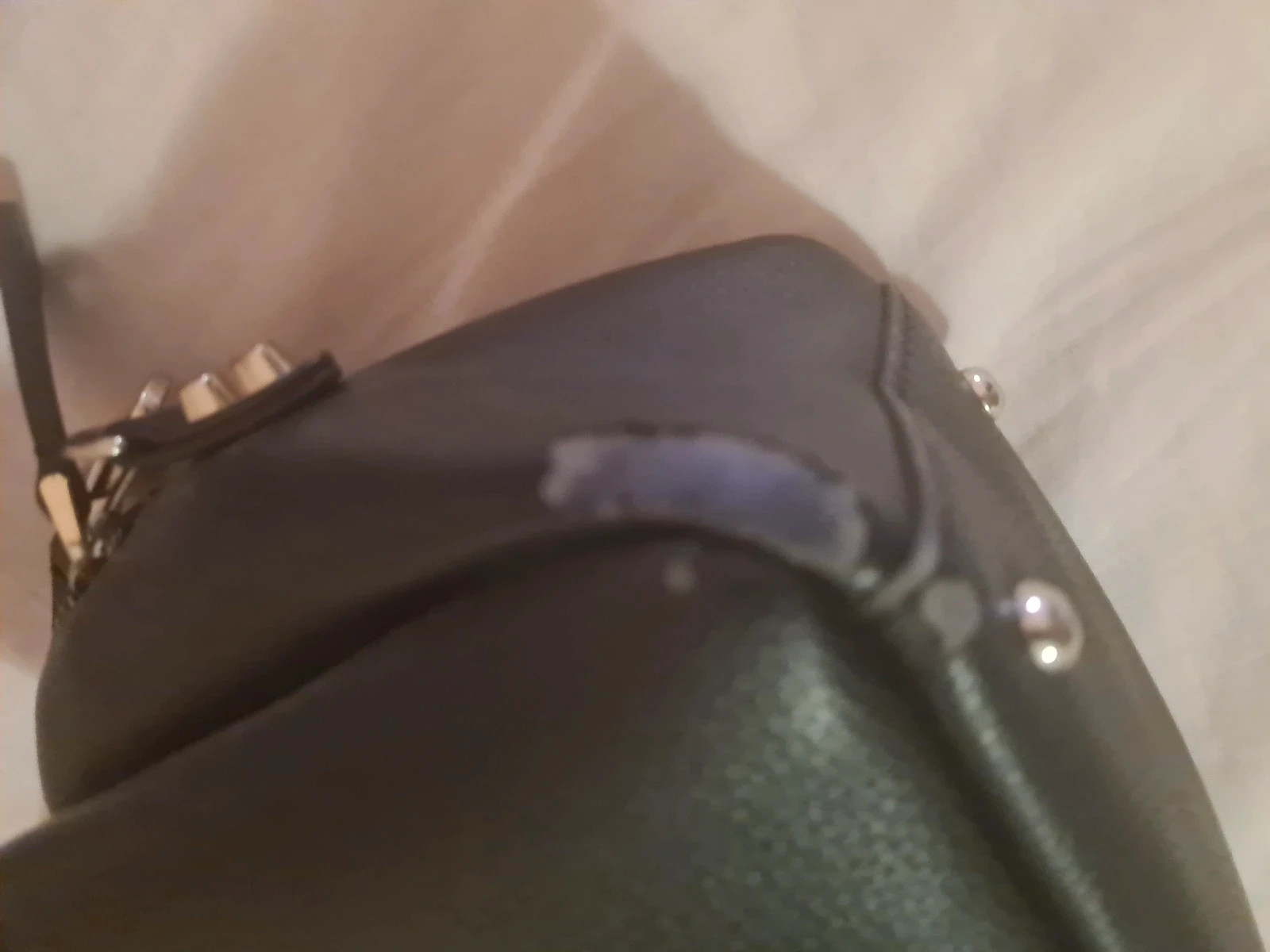Sac guess – GUESS 3