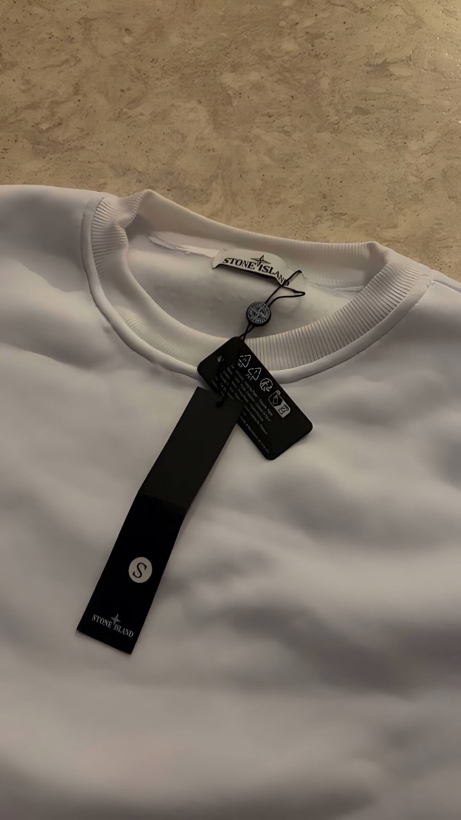 Pulle Stone Island Blanc - modèle très recherché – Stone Island – taille S 3