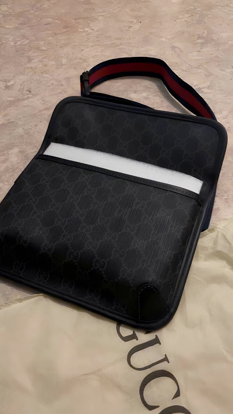 Sacoche Gucci Noir - modèle très recherché – Gucci – taille Taille unique 3