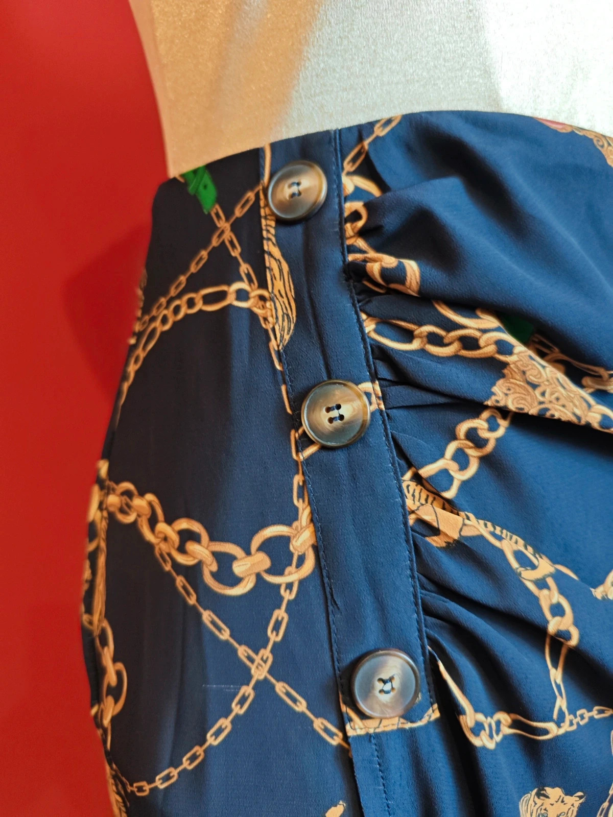 🌺 Falda azul marino con estampado dorado y fruncida en cintura – taille L / 40 / 12 5