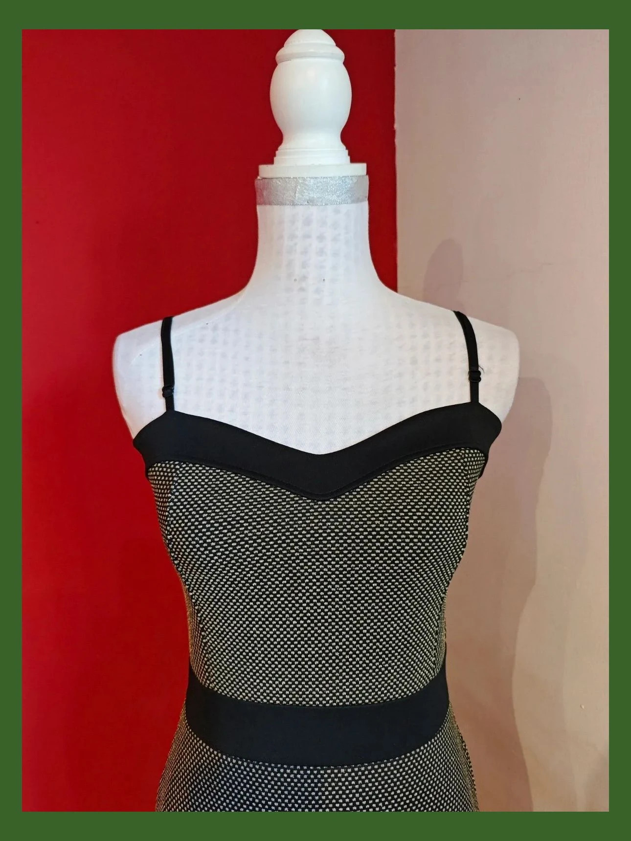 🌺 Vestido dorado y negro super sexy – New Look – taille XS / 34 / 6 2
