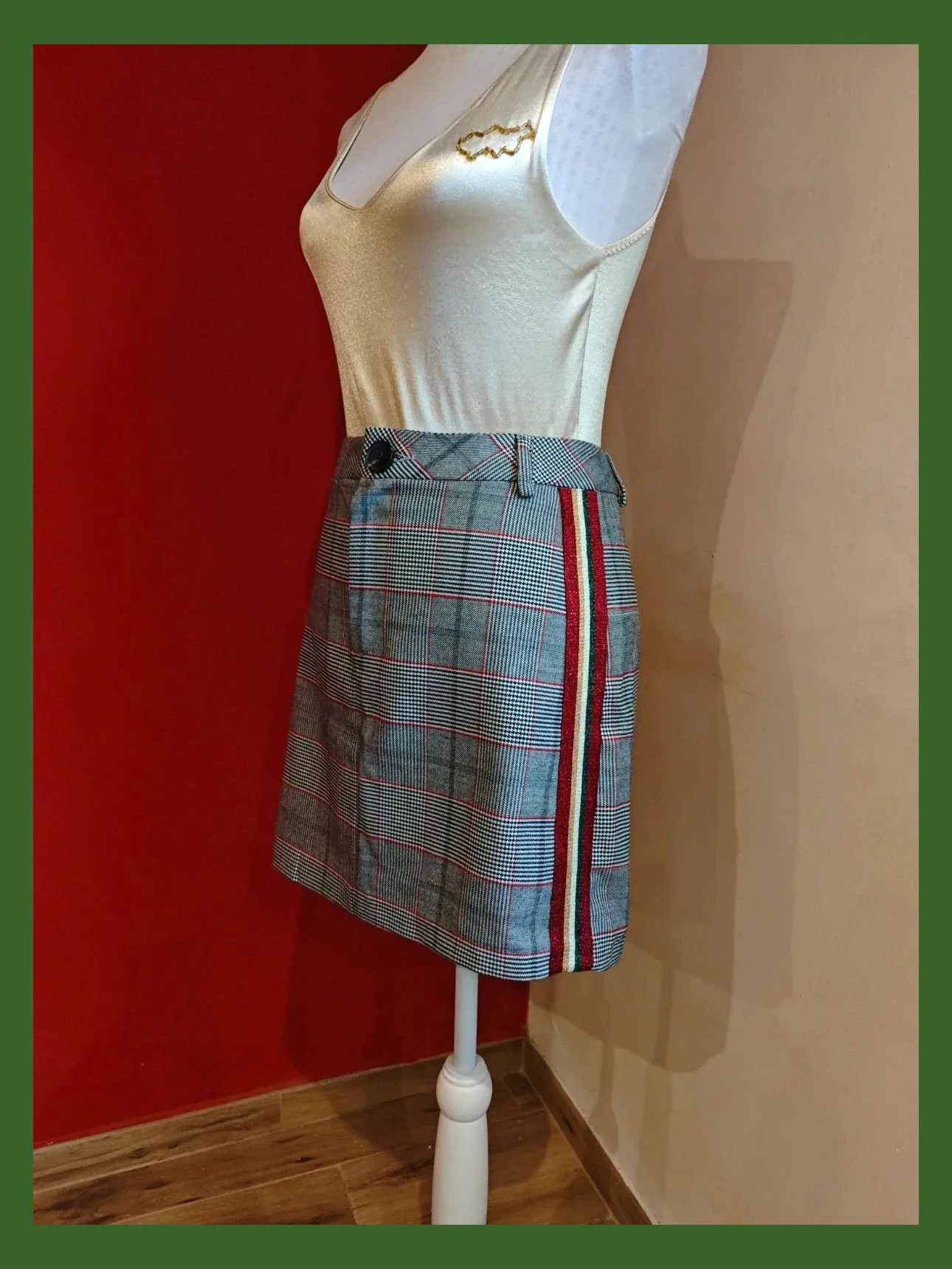 🌺Minifalda de cuadritos con cintas laterales multicolor brillantes, talla M