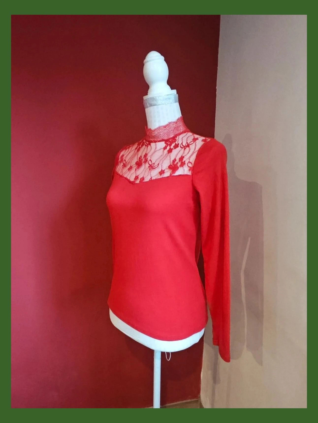 🌺Preciosa camiseta de algodón rojo con encaje en la parte de arriba – Vincenove – taille M / 38 / 10 2
