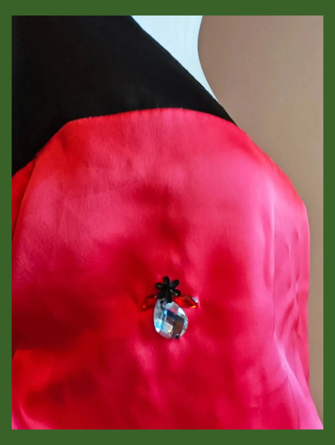 🌺 Bonito vestido mini de raso rojo y negro – Fussyon – taille L / 40 / 12 4