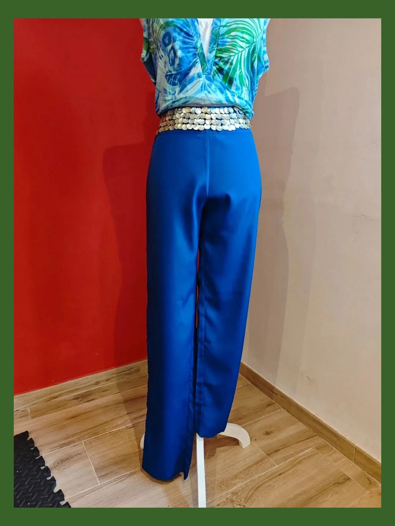 🌺 Original pantalón azulón con abalorios circulares simil nacar en cintura – Strena – taille M / 38 / 10