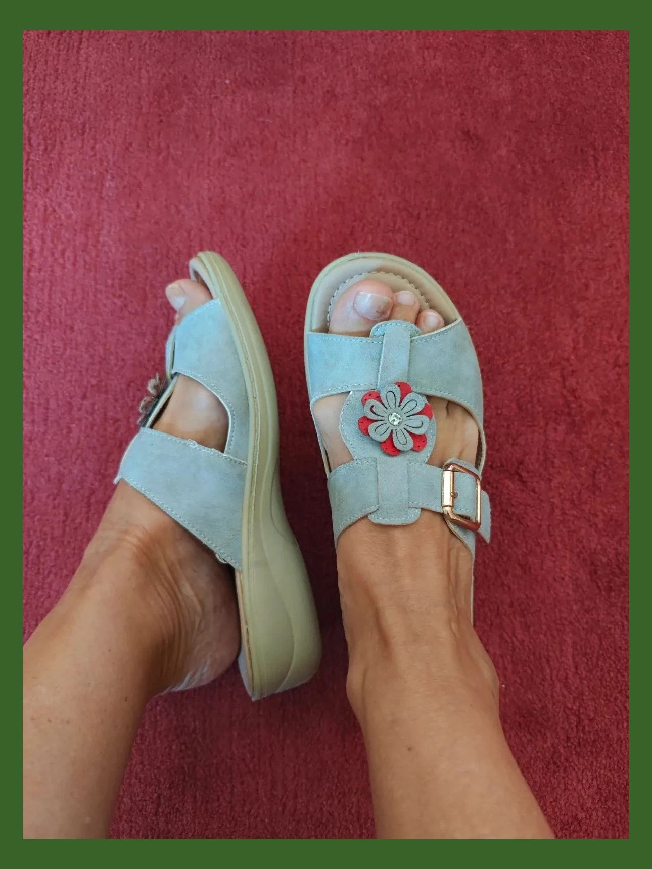 🌺 Comodisimas sandalias de cuña cómodas con detalle floral – Globorosa – taille 38
