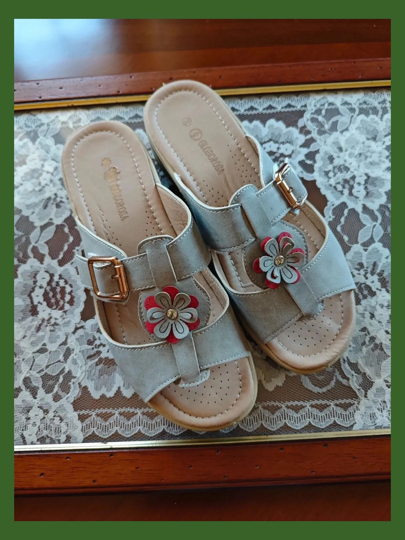 🌺 Comodisimas sandalias de cuña cómodas con detalle floral – Globorosa – taille 38 4