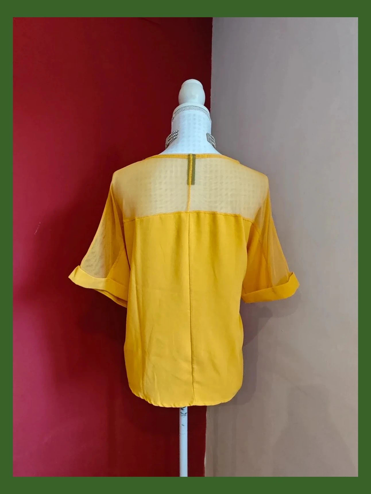 🌺Camiseta amarilla con la parte superior transparente – New Collection – taille 6XL / 52 / 24 5