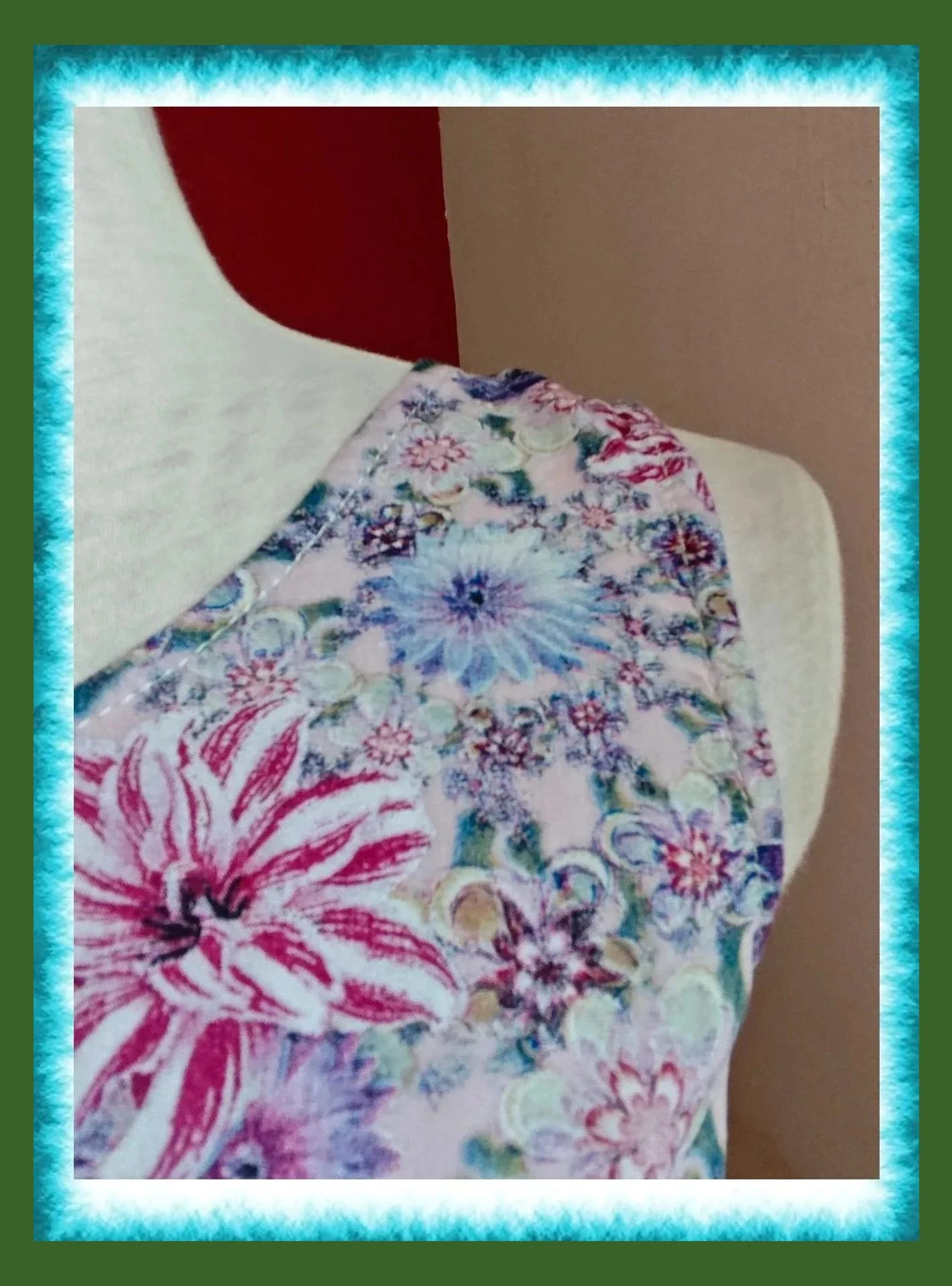 🌺 Vestido ligero rosa con estampado floral tonos azules y parte de arriba de espalda al aire – Eme de moda – taille XL / 42 / 14 4