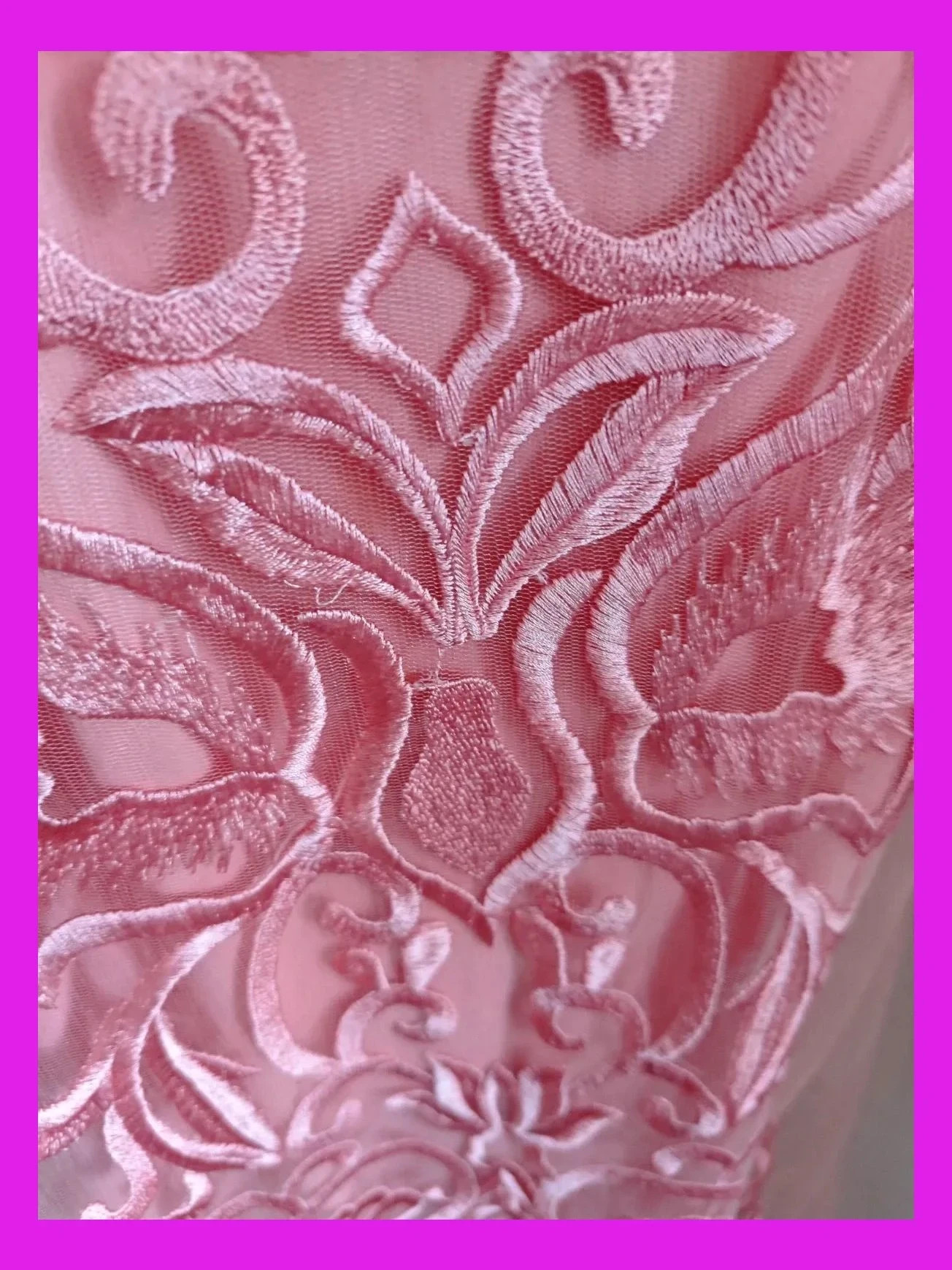 🌺 Elegante vestido de gasa rosa con bordados delante y cuello de abalorios – Olimara – taille XXXL / 46 / 18 4