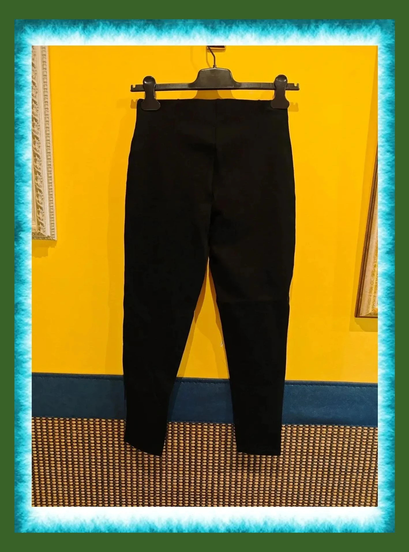 🌺 Cómodos y bonitos leggins de punto negro con brillantes en la parte delantera de la cintura – taille M / 38 / 10 5