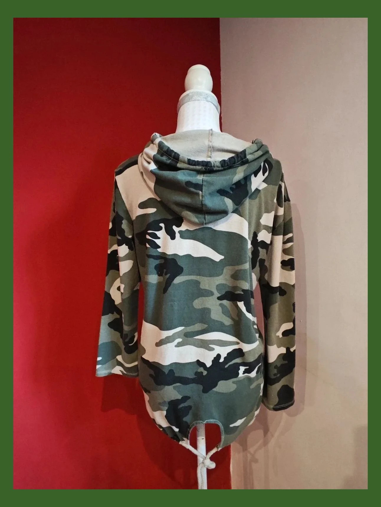 🌺Sudadera con estampado camuflaje militar en tonos verde, negro y beige – New Collection – taille XXXL / 46 / 18 3